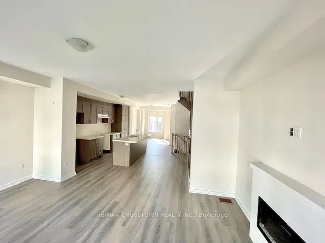 16 Heathrow Lane