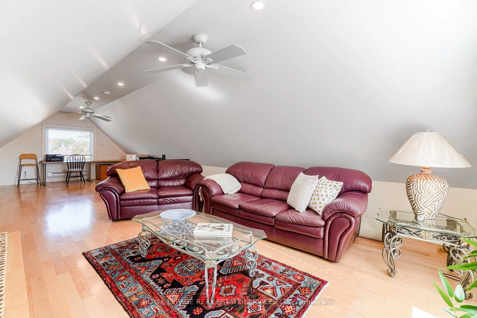 117 St Johns Road, #Upper