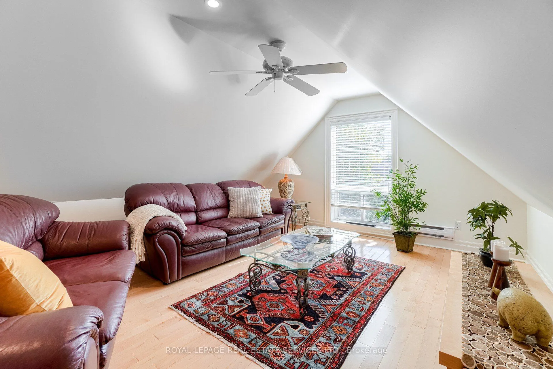 117 St Johns Road, #Upper