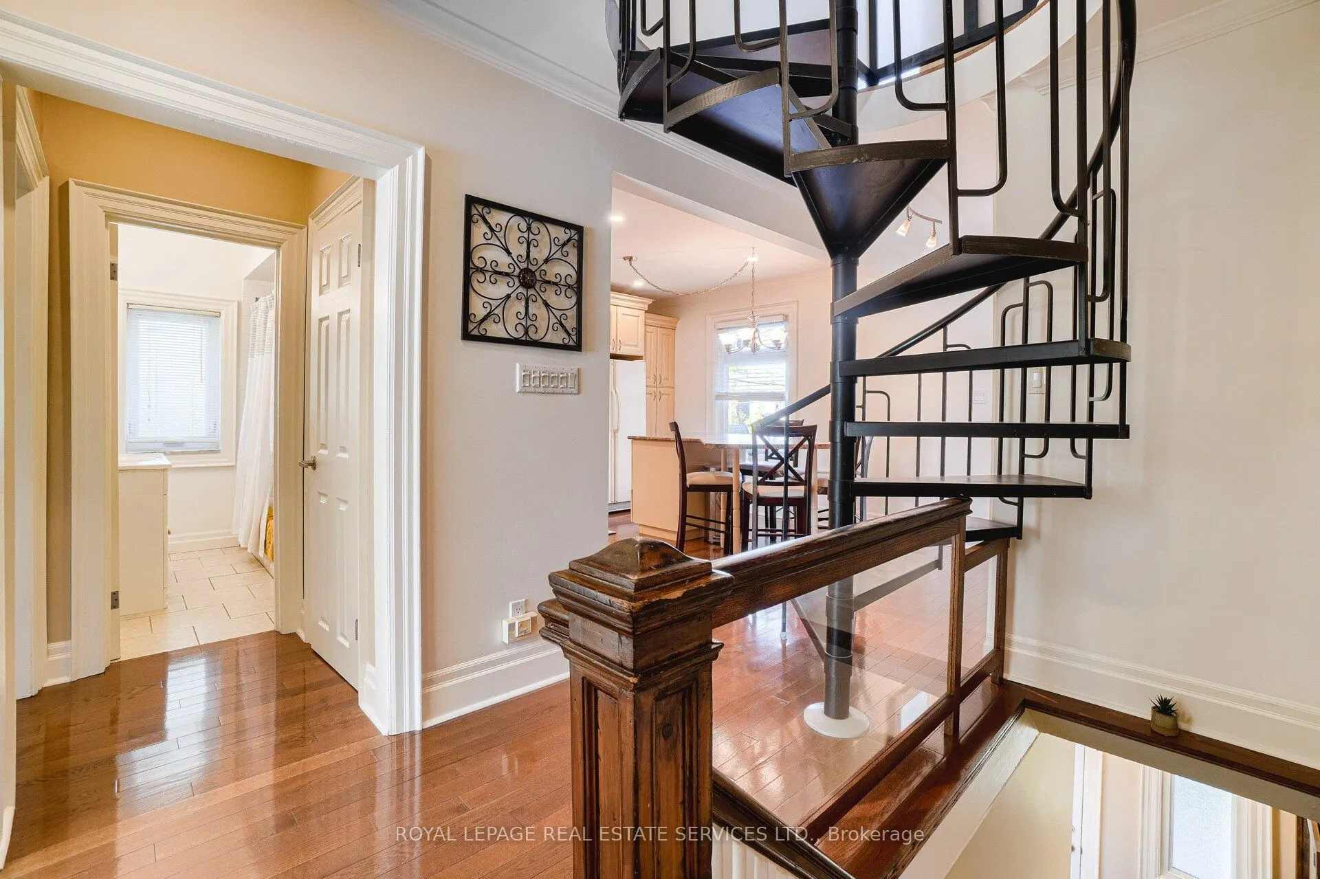 117 St Johns Road, #Upper