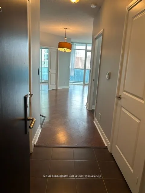 80 Absolute Avenue, #706