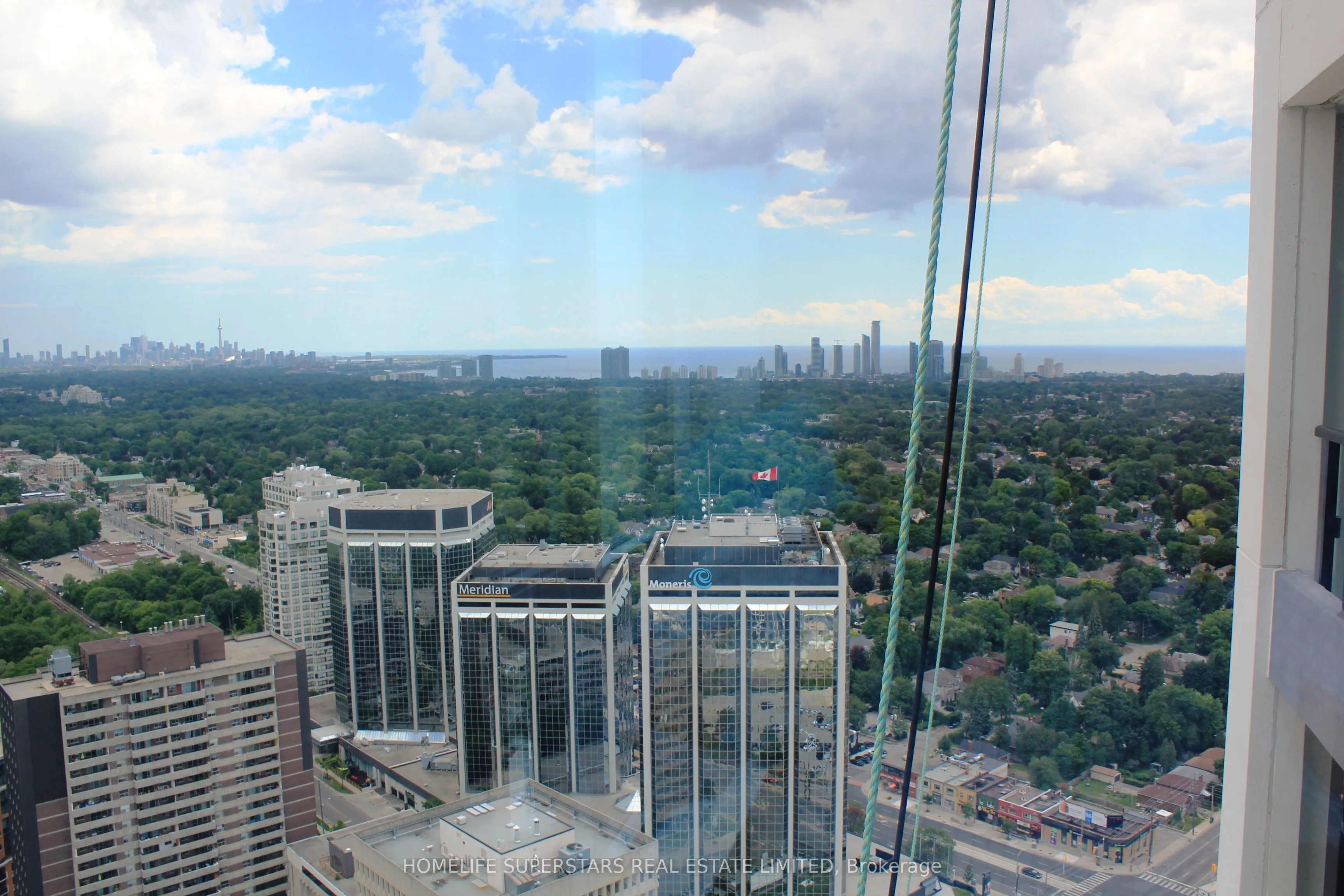 7 Mabelle Avenue, #4107