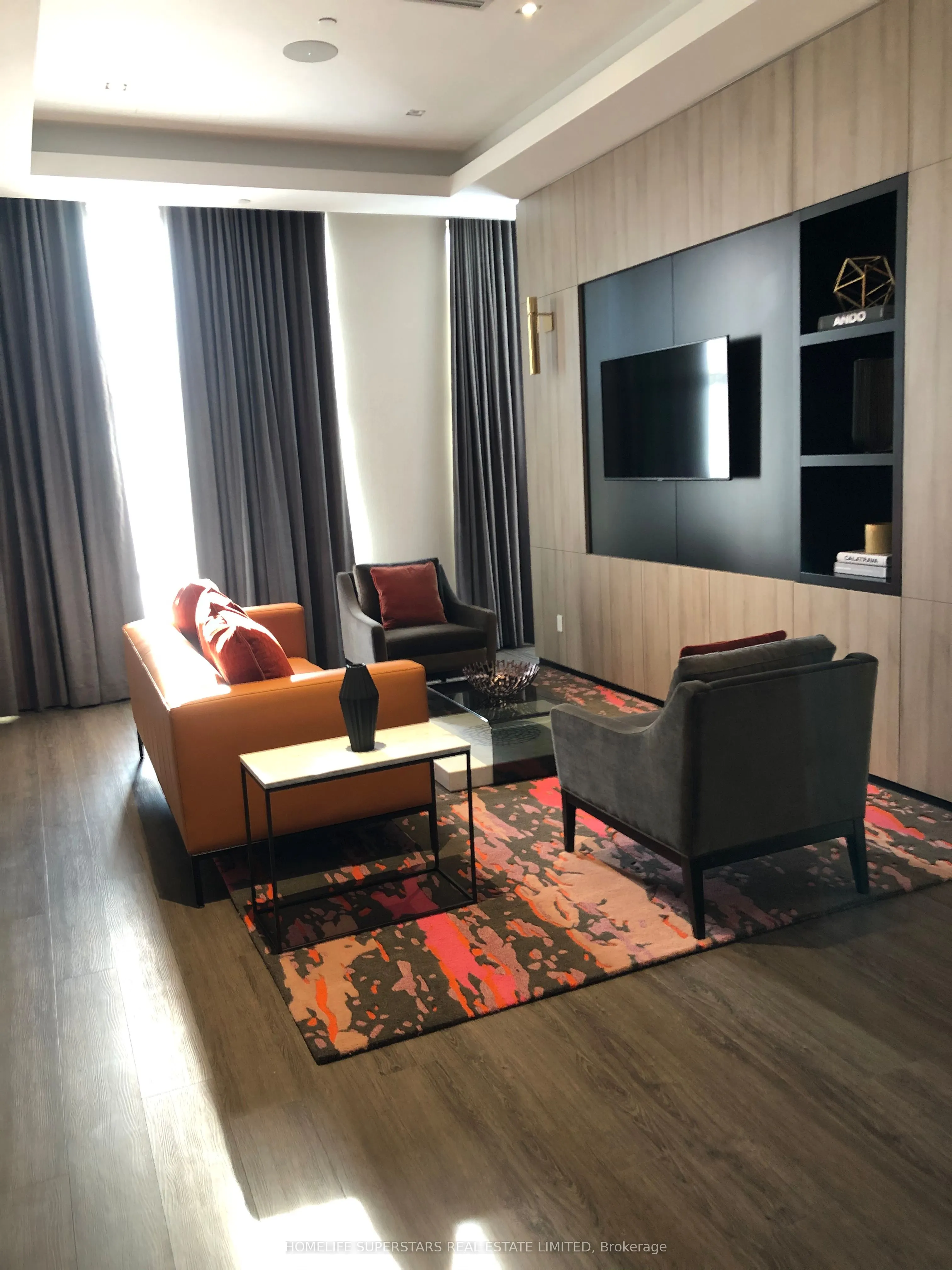 7 Mabelle Avenue, #4107