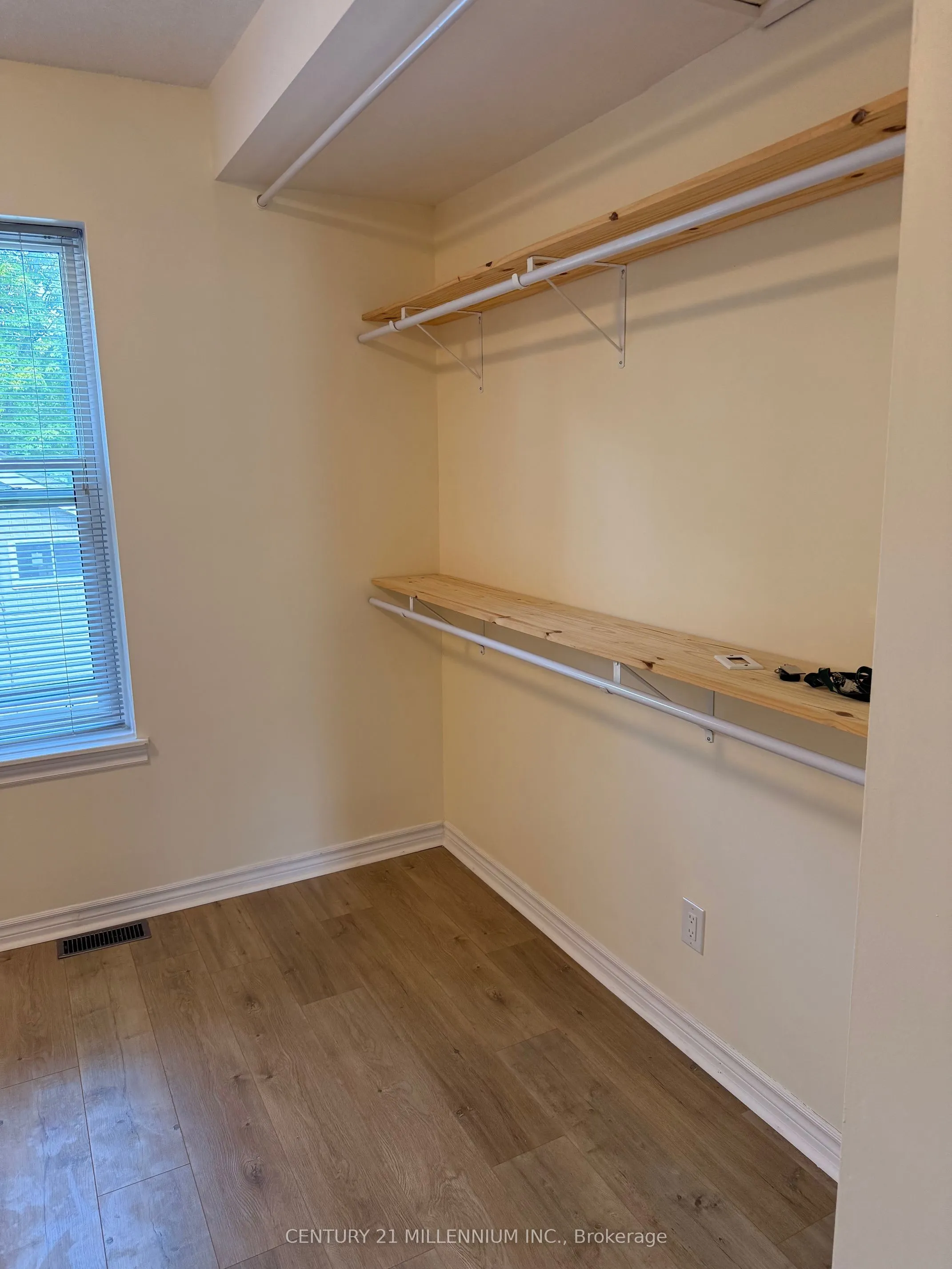 1529 Queen Street E, #1