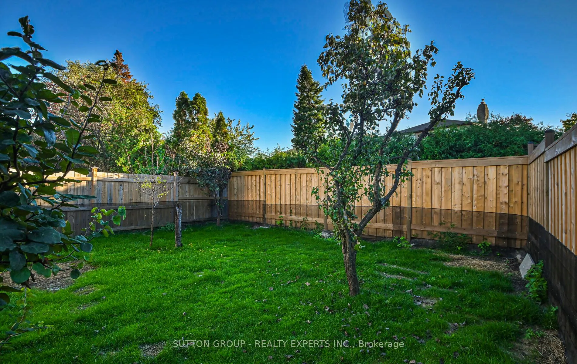 4322 Shelby Crescent