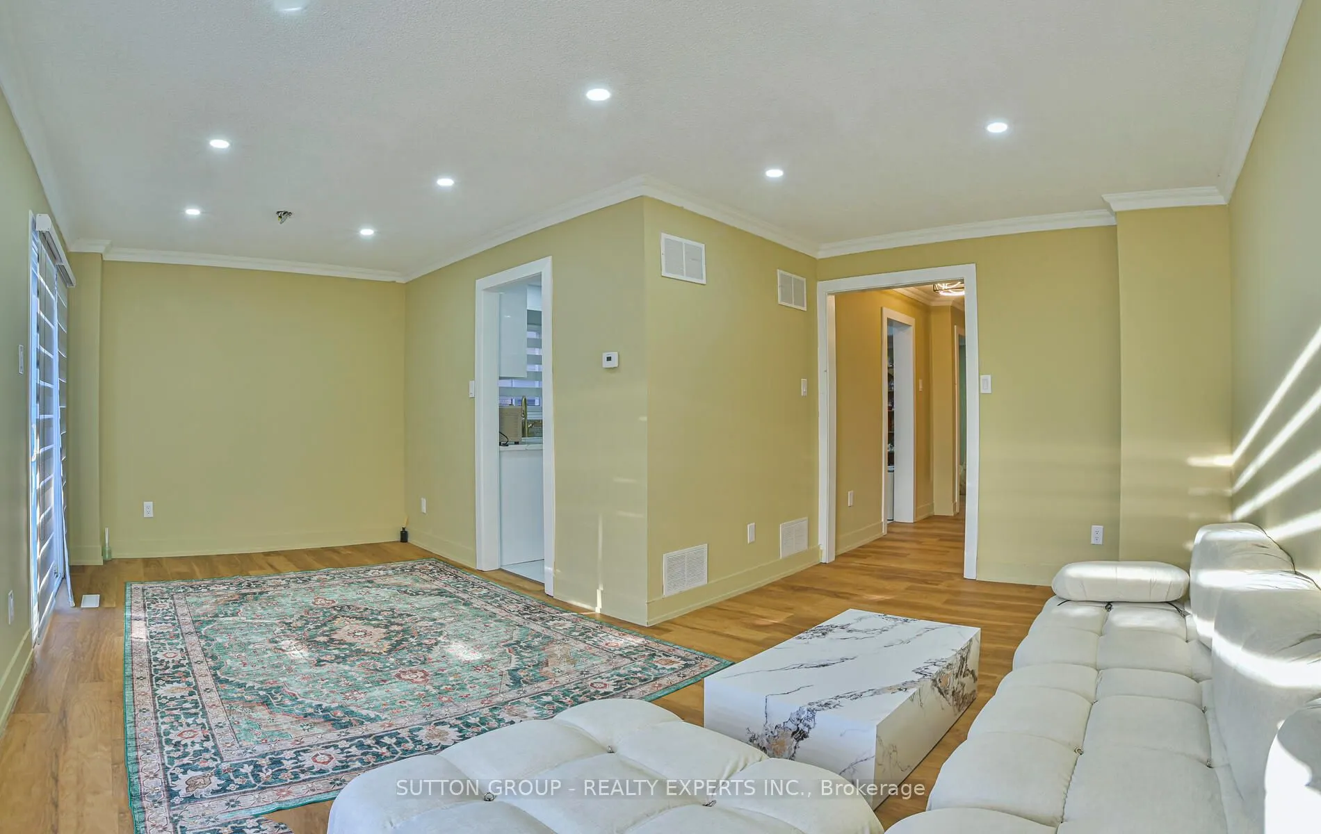4322 Shelby Crescent