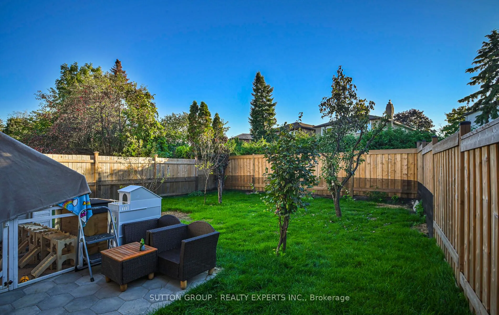 4322 Shelby Crescent