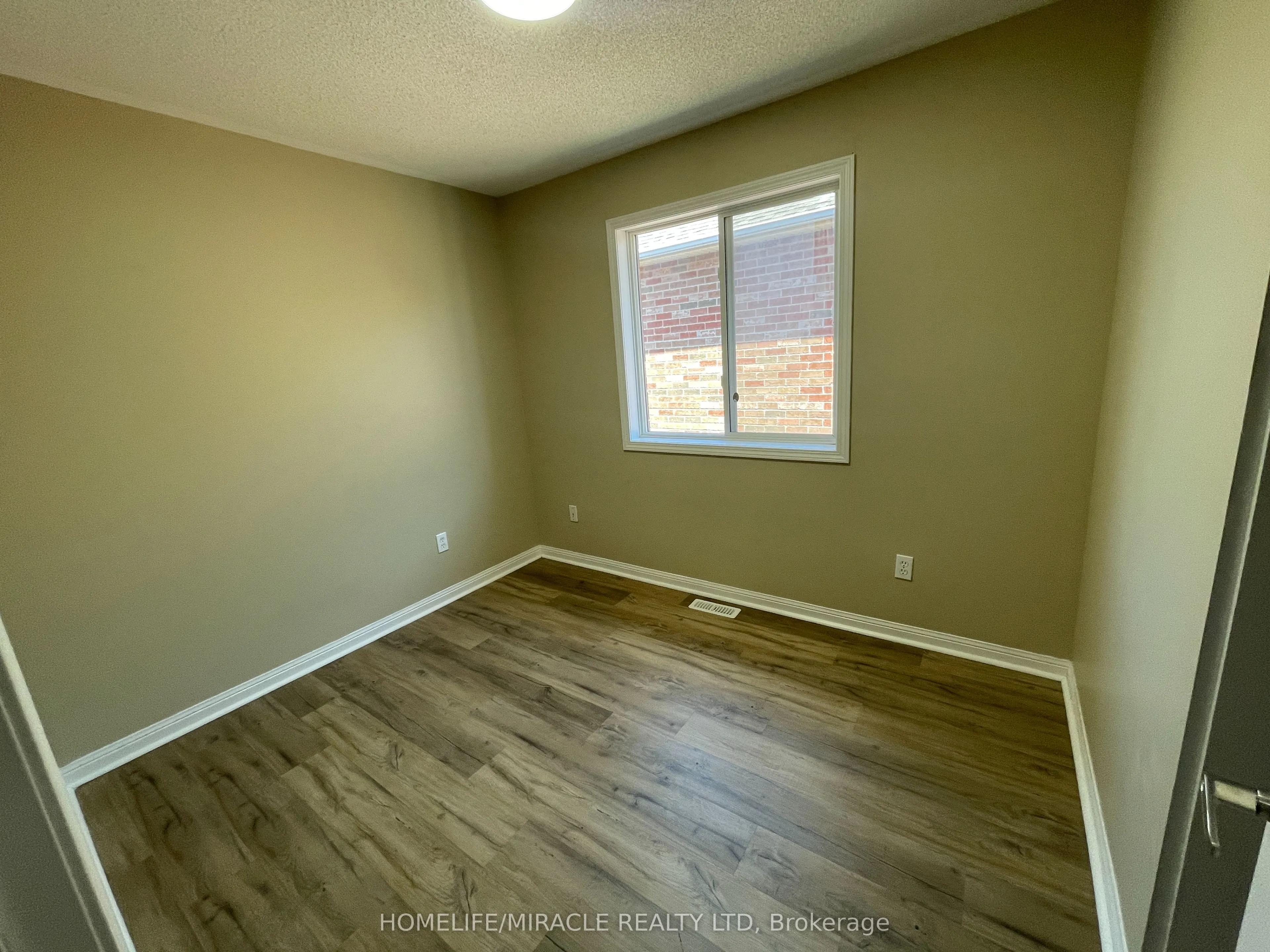 34 Brunswick Street, #Upper