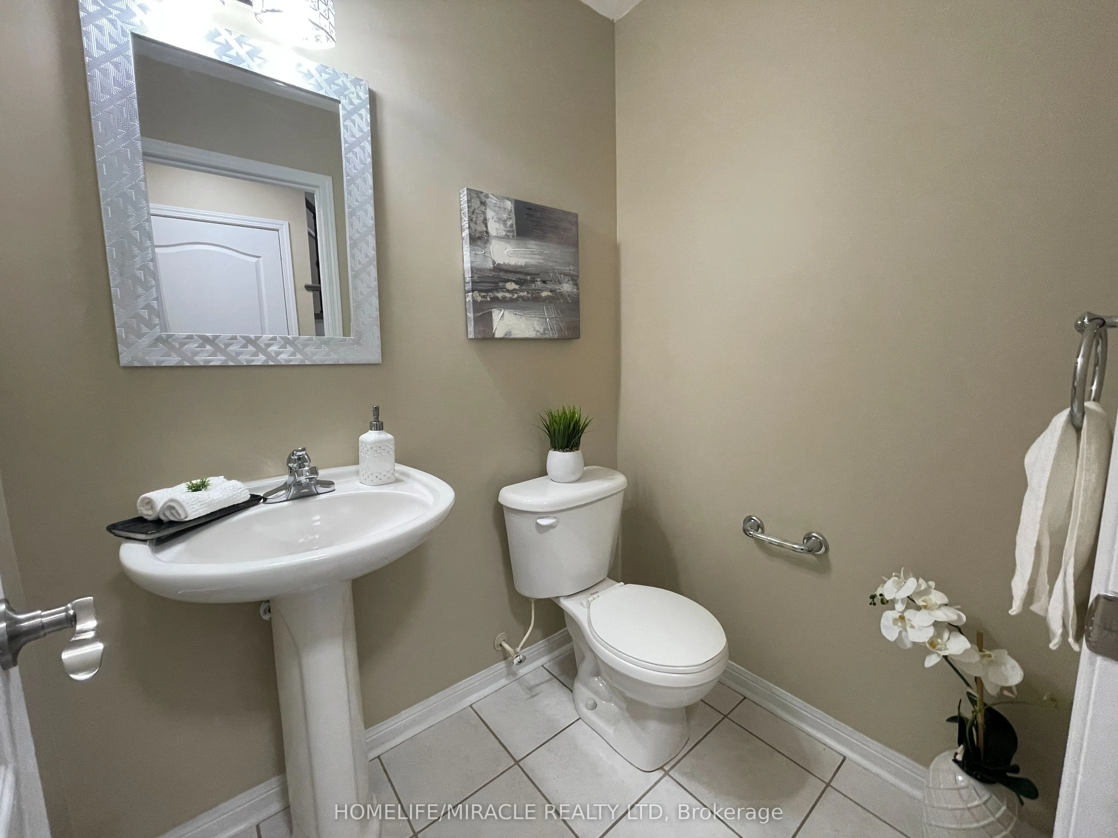 34 Brunswick Street, #Upper