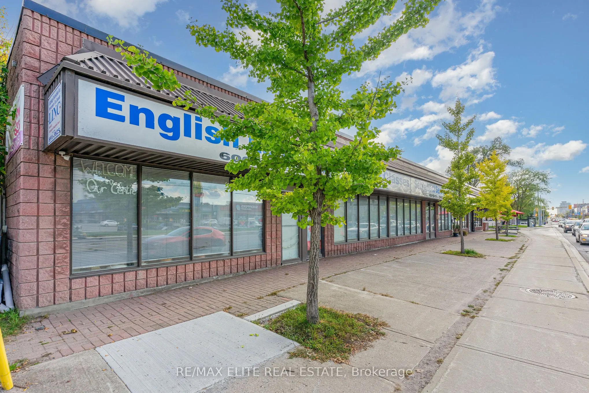 600 Lakeshore Road E