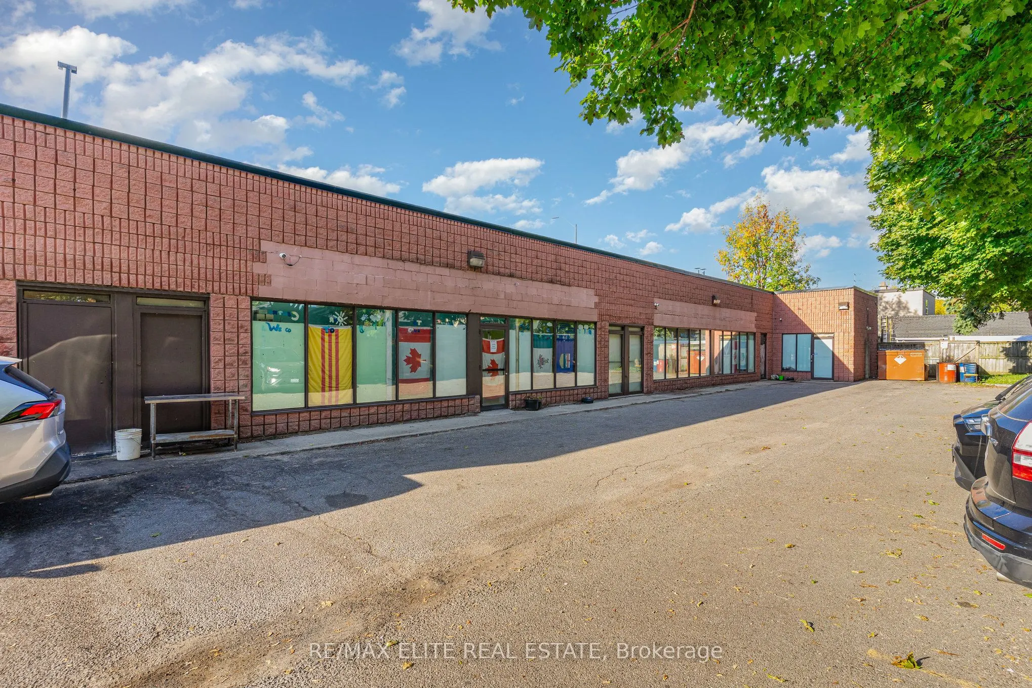 600 Lakeshore Road E