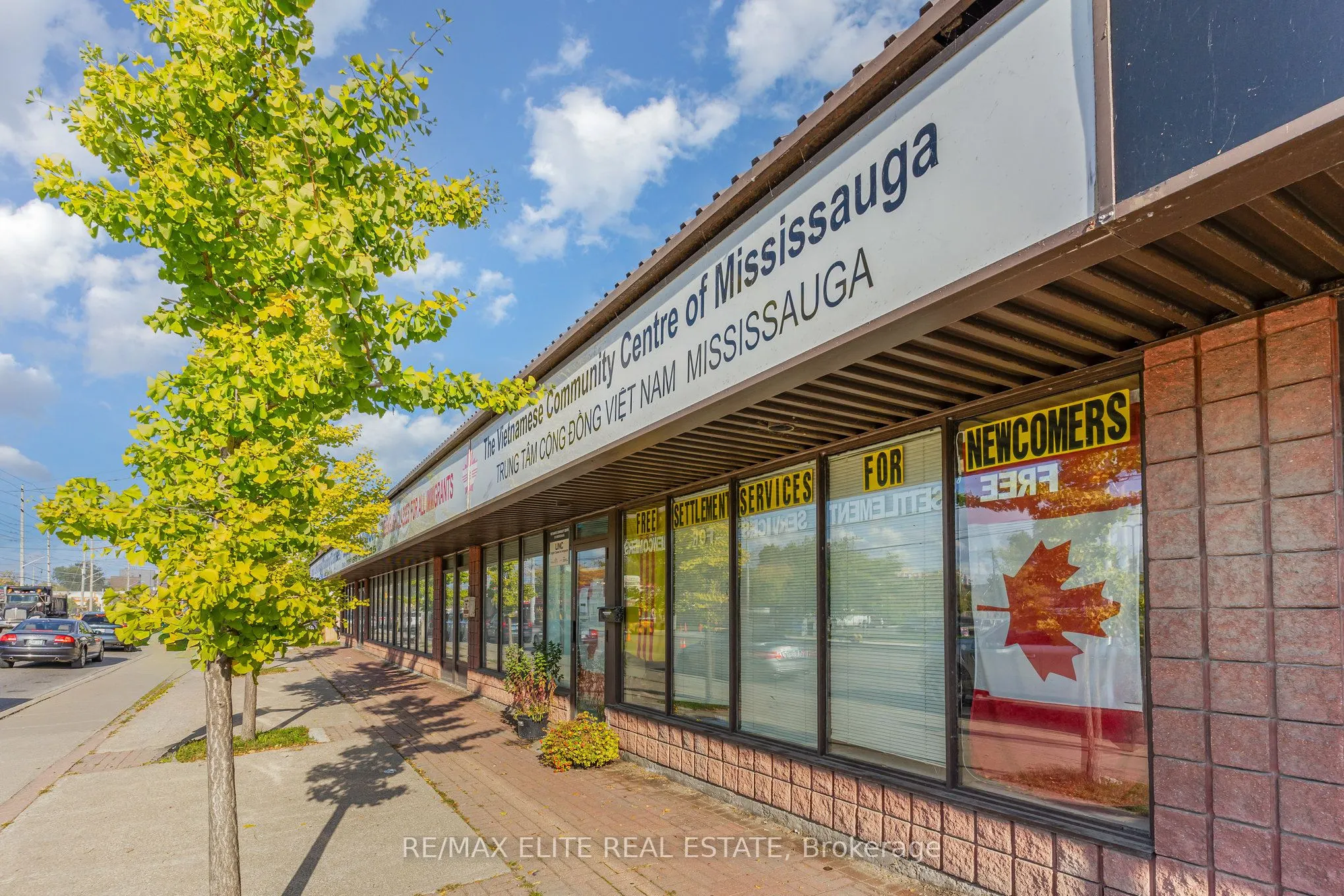 600 Lakeshore Road E