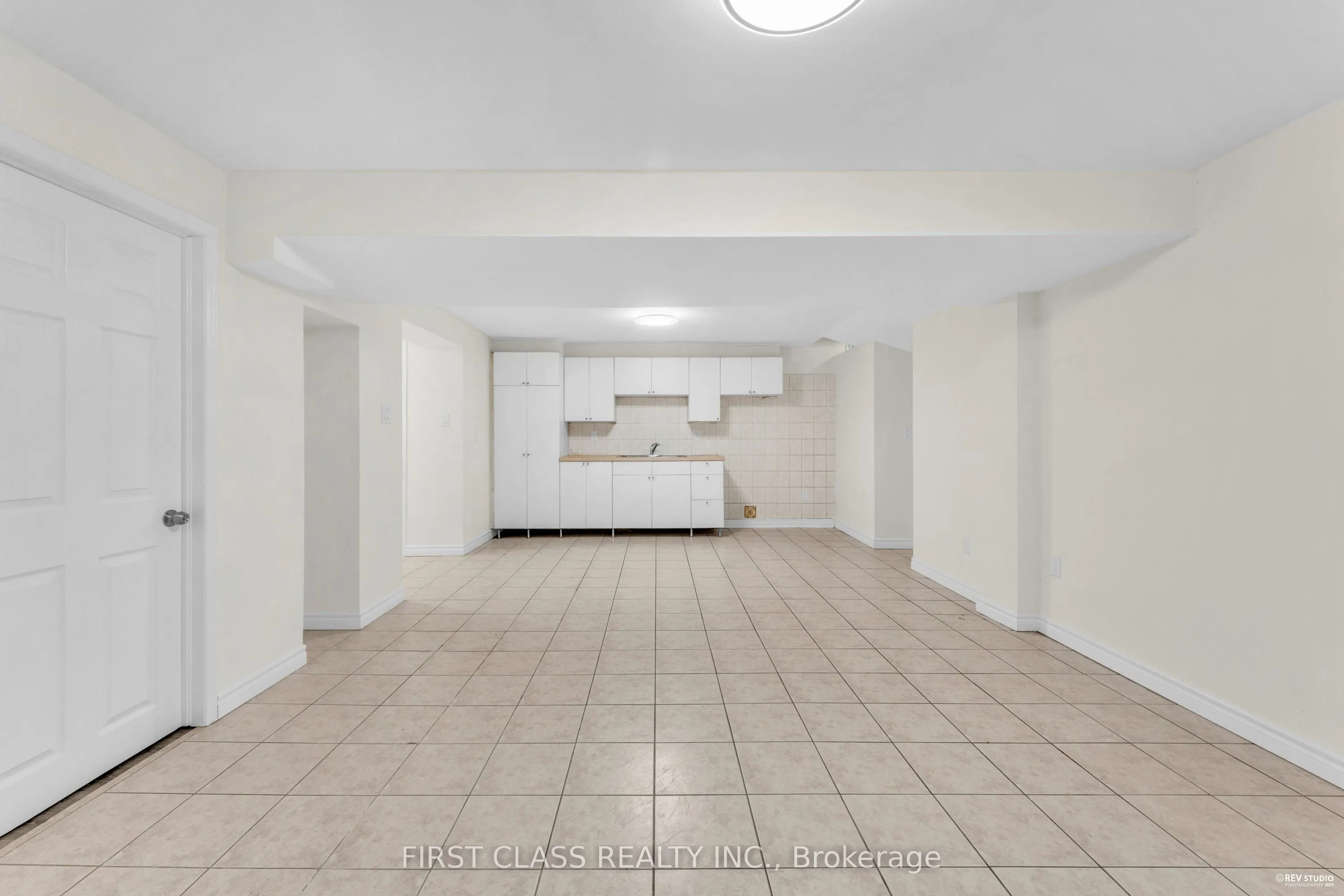 4290 Radisson Crescent