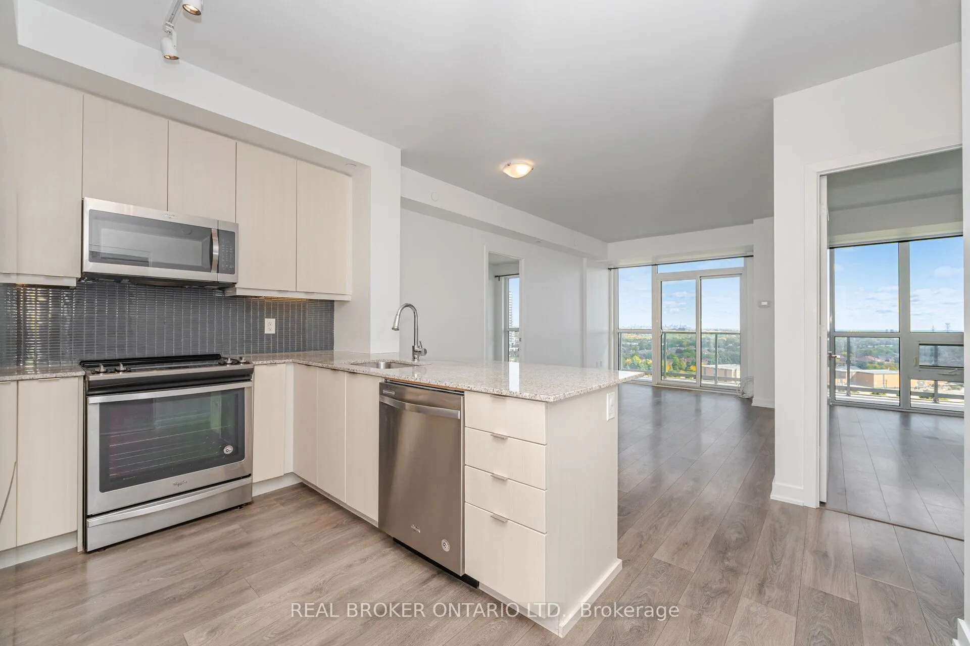 4633 Glen Erin Drive, #1205