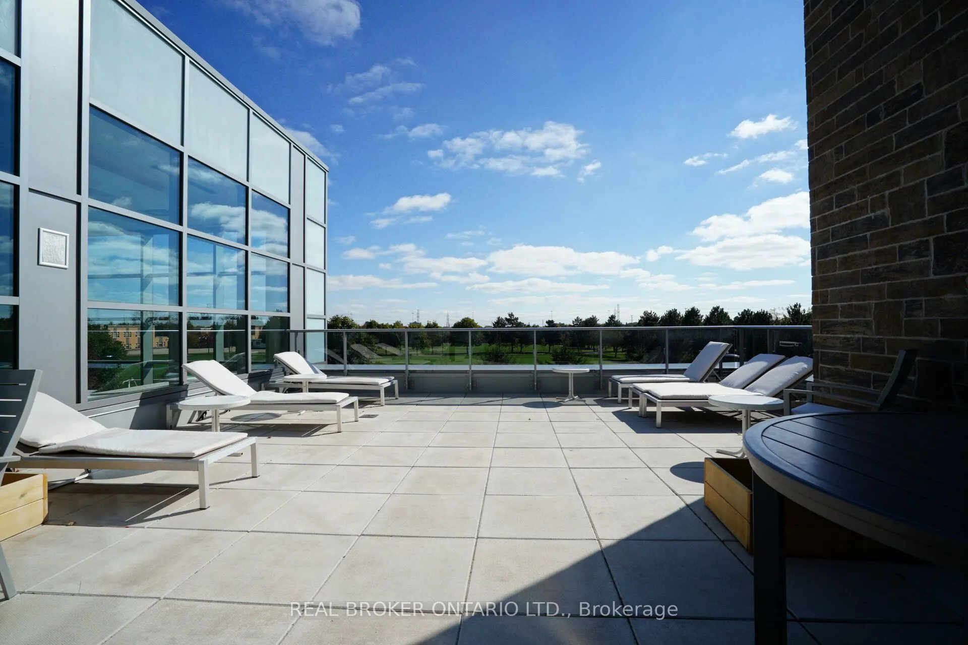 4633 Glen Erin Drive, #1205