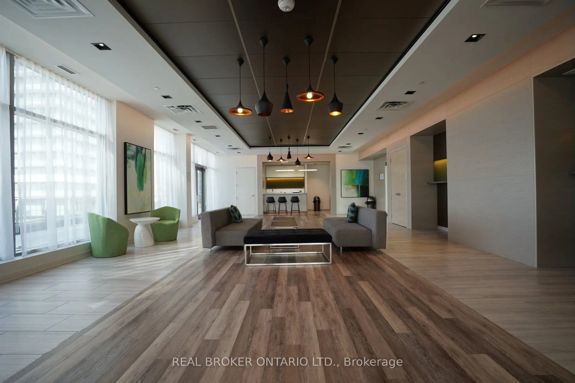 4633 Glen Erin Drive, #1205
