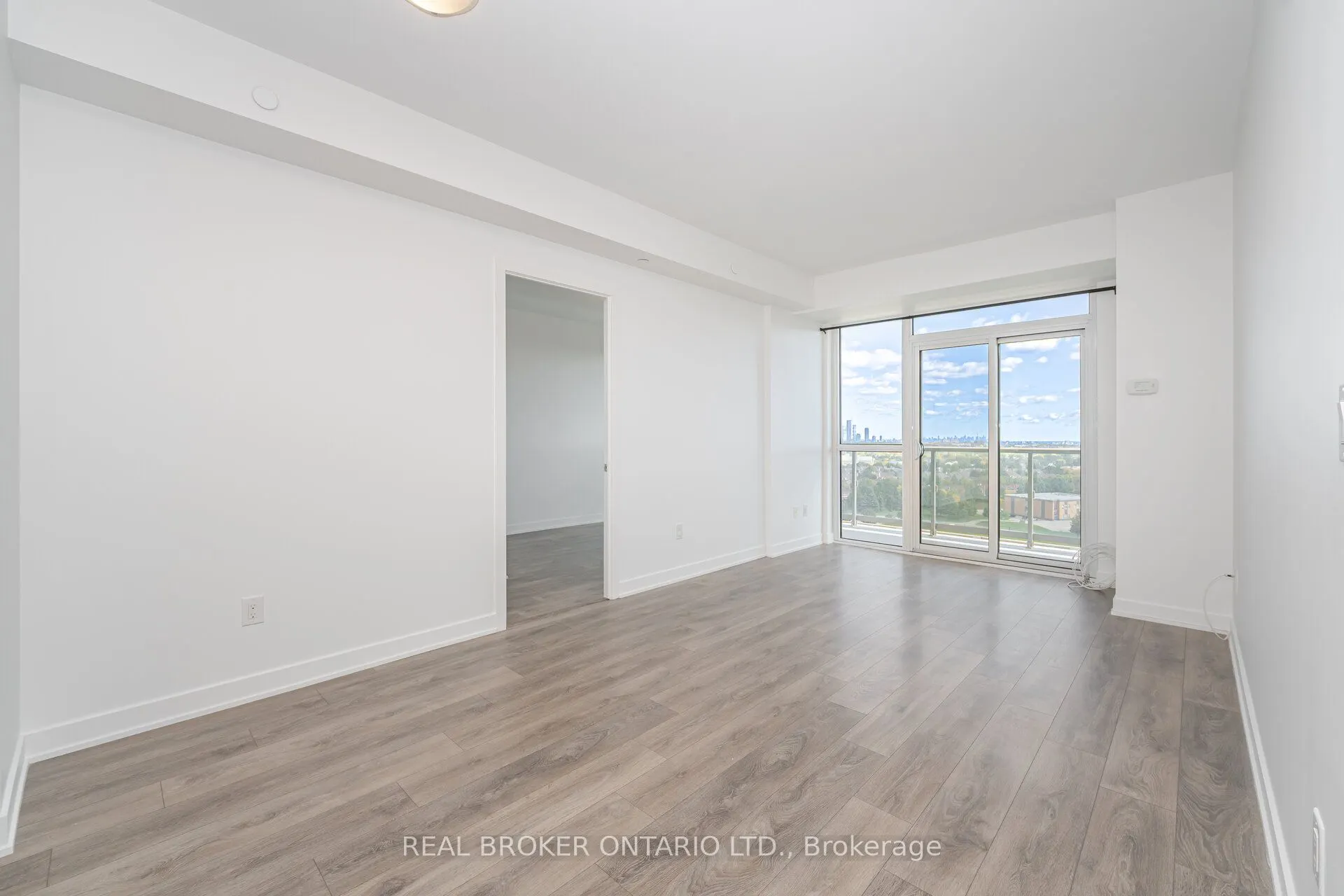 4633 Glen Erin Drive, #1205