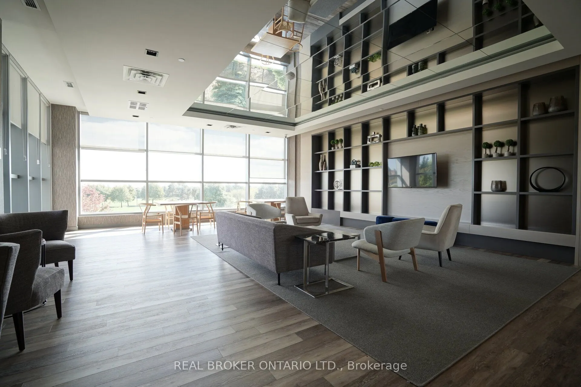 4633 Glen Erin Drive, #1205