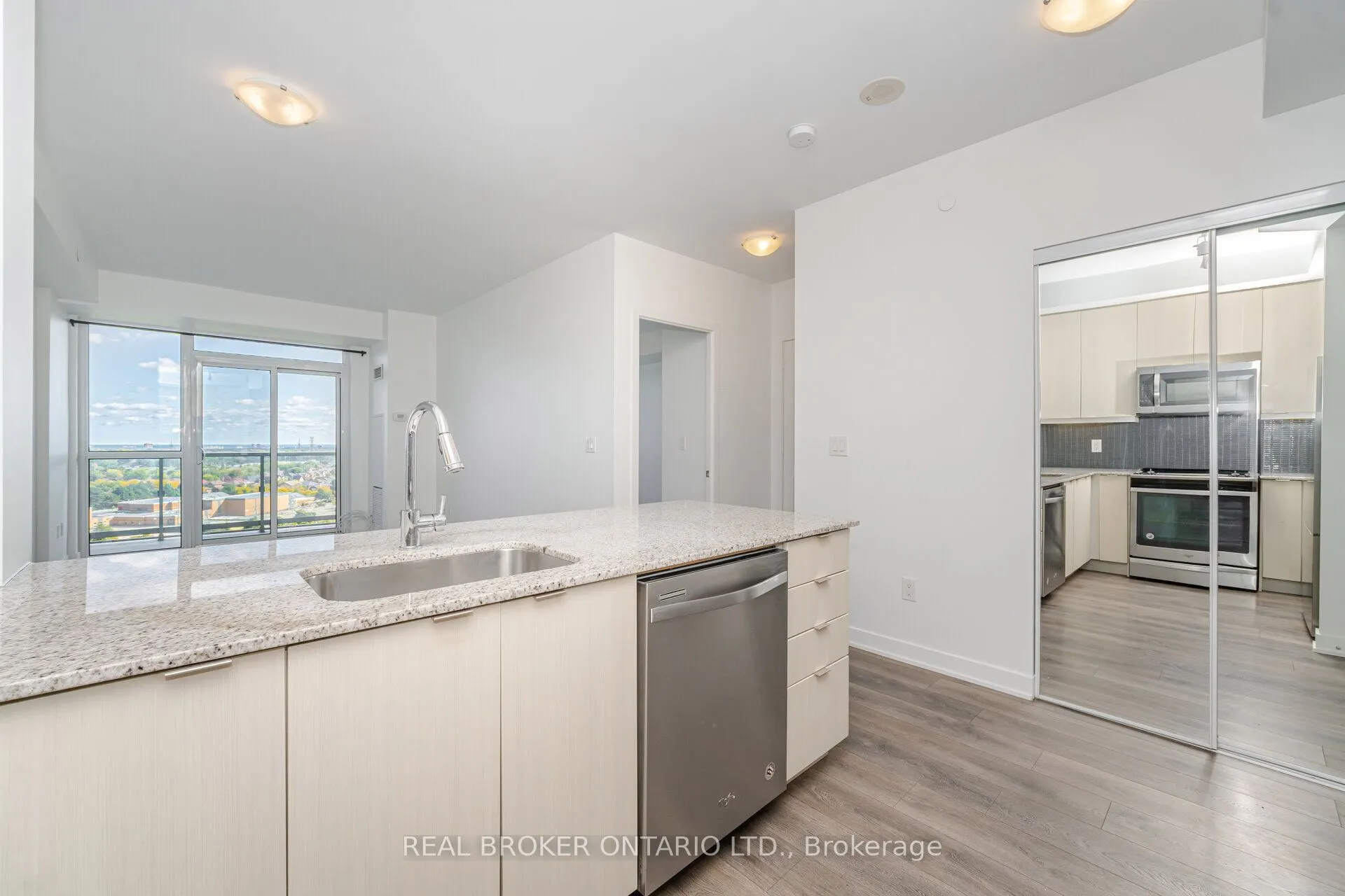 4633 Glen Erin Drive, #1205