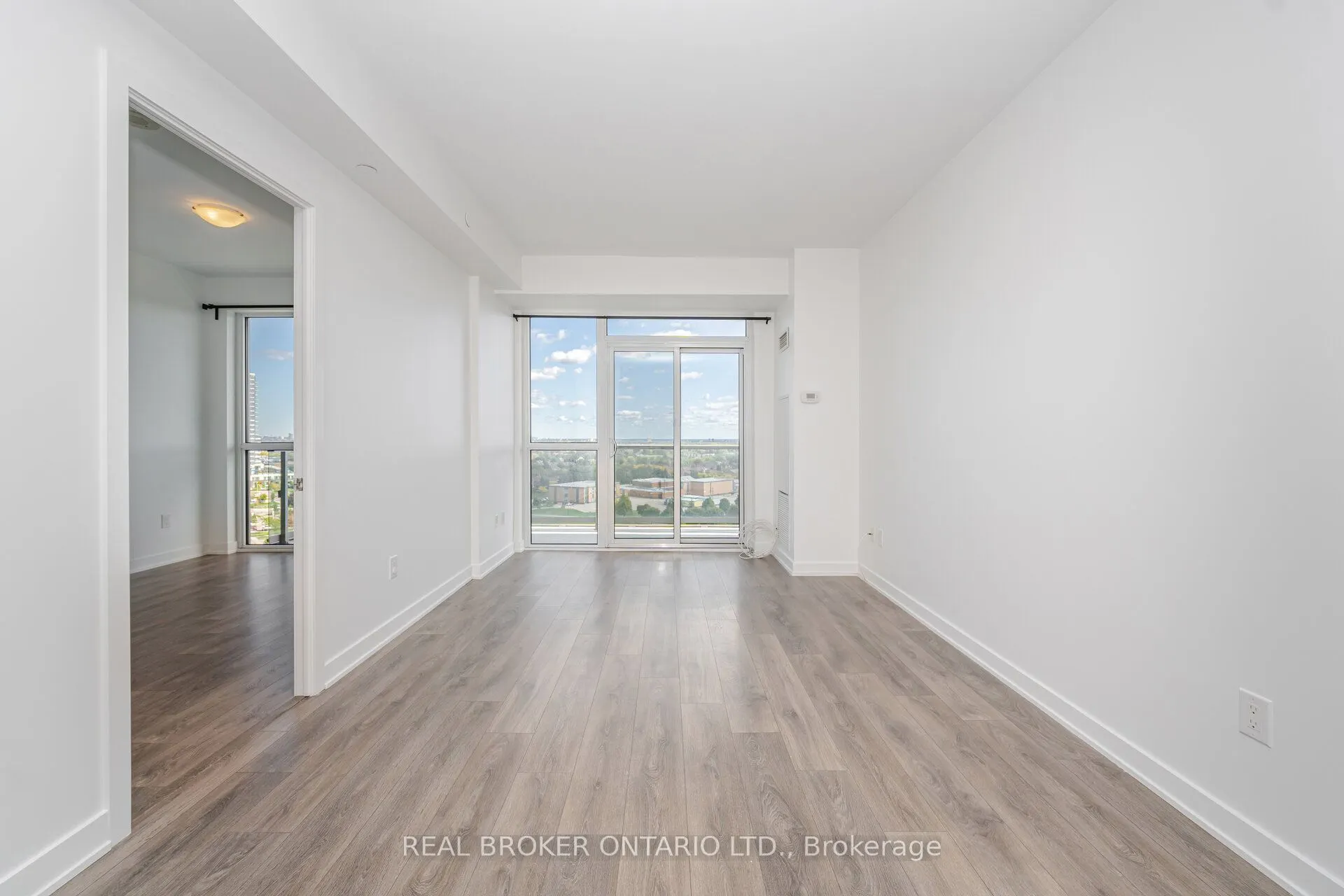 4633 Glen Erin Drive, #1205