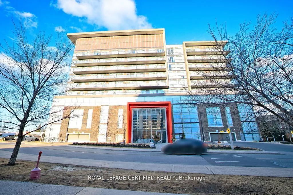 15 James Finlay Way, #1021