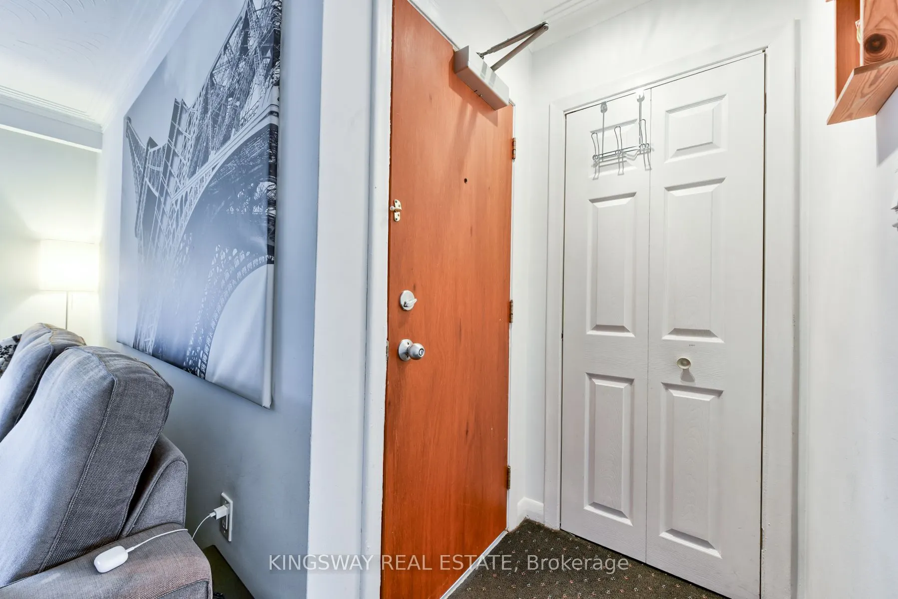 29 Evans Avenue