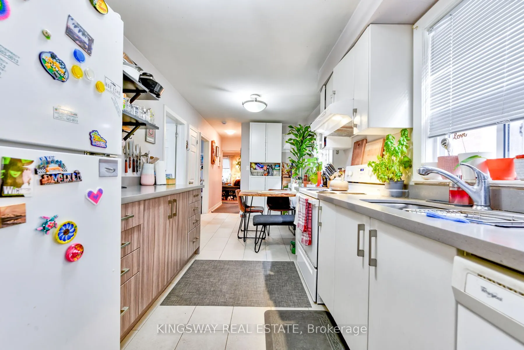 29 Evans Avenue