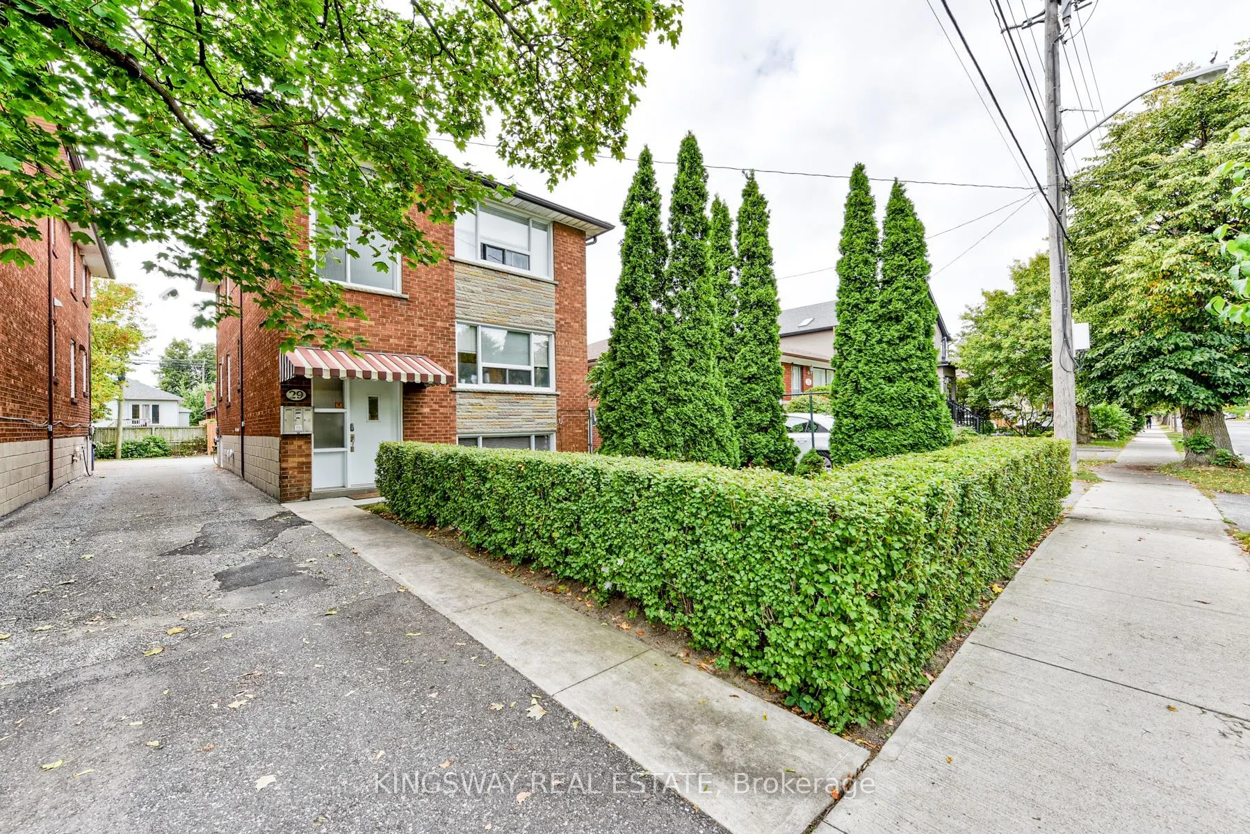29 Evans Avenue