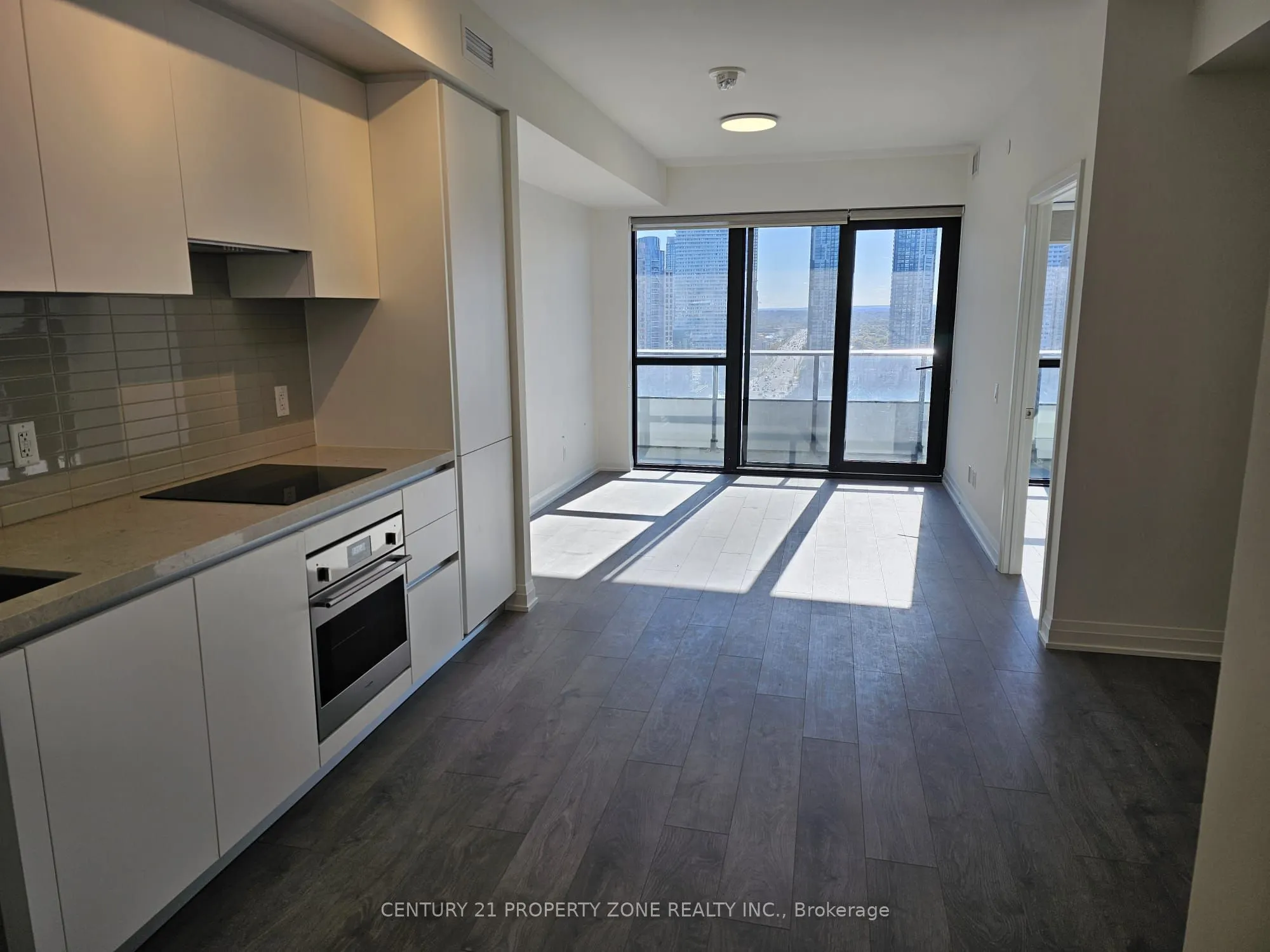 4015 The Exchange W, #2106