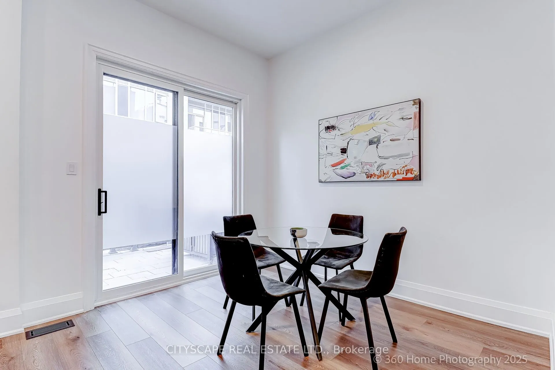119 High Street W, #119