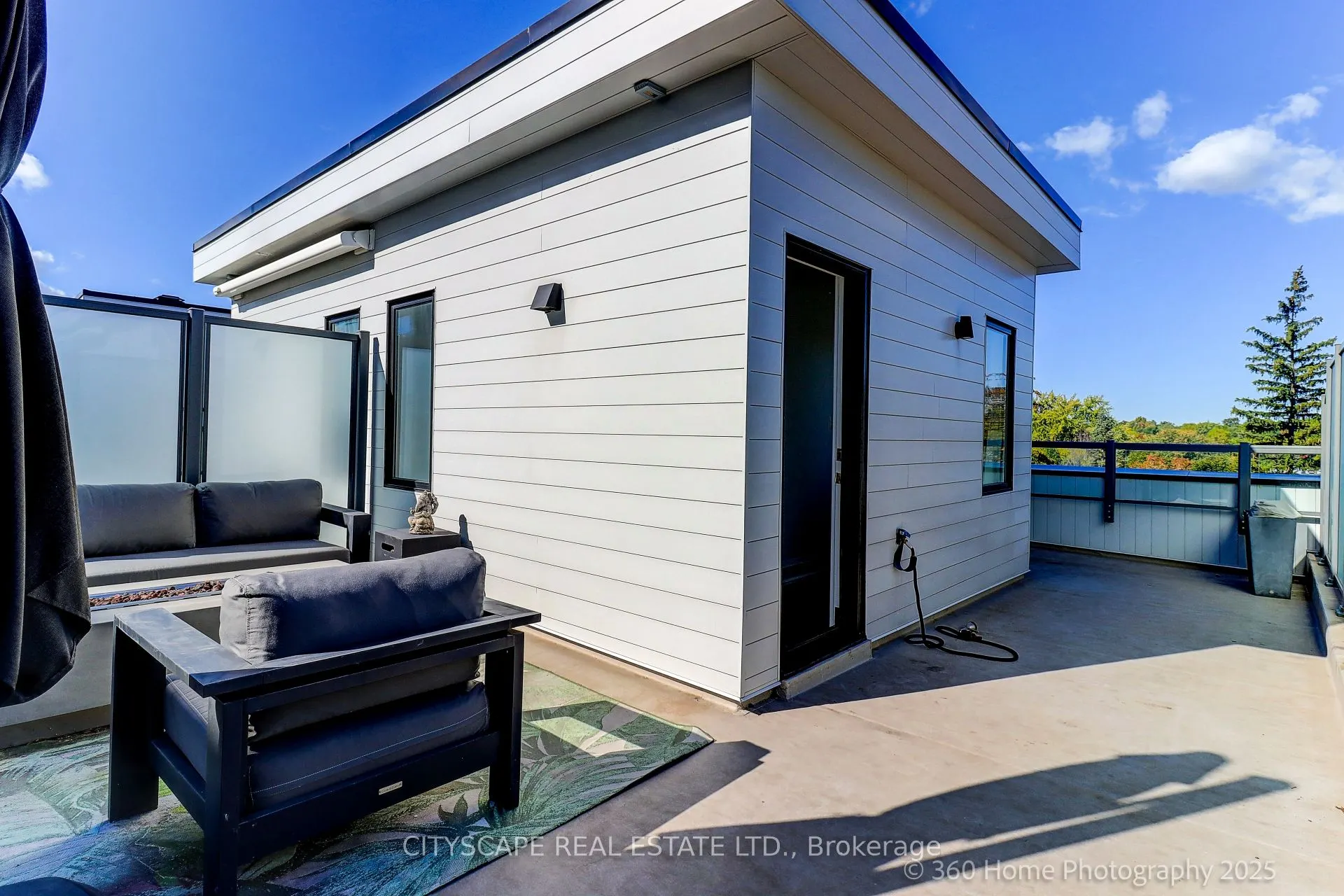 119 High Street W, #119