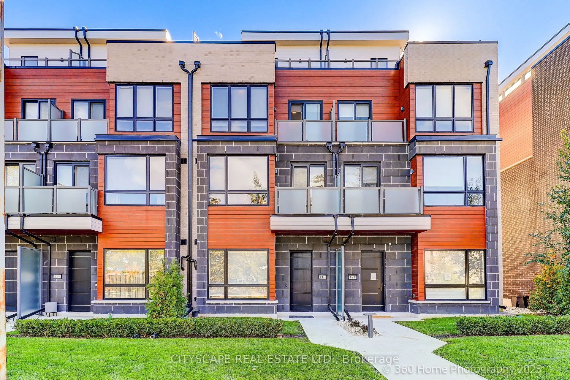 119 High Street W, #119