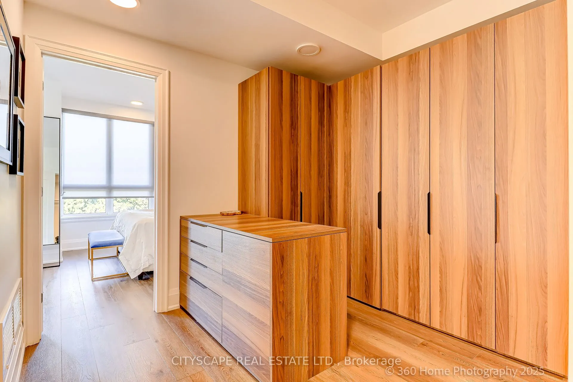 119 High Street W, #119