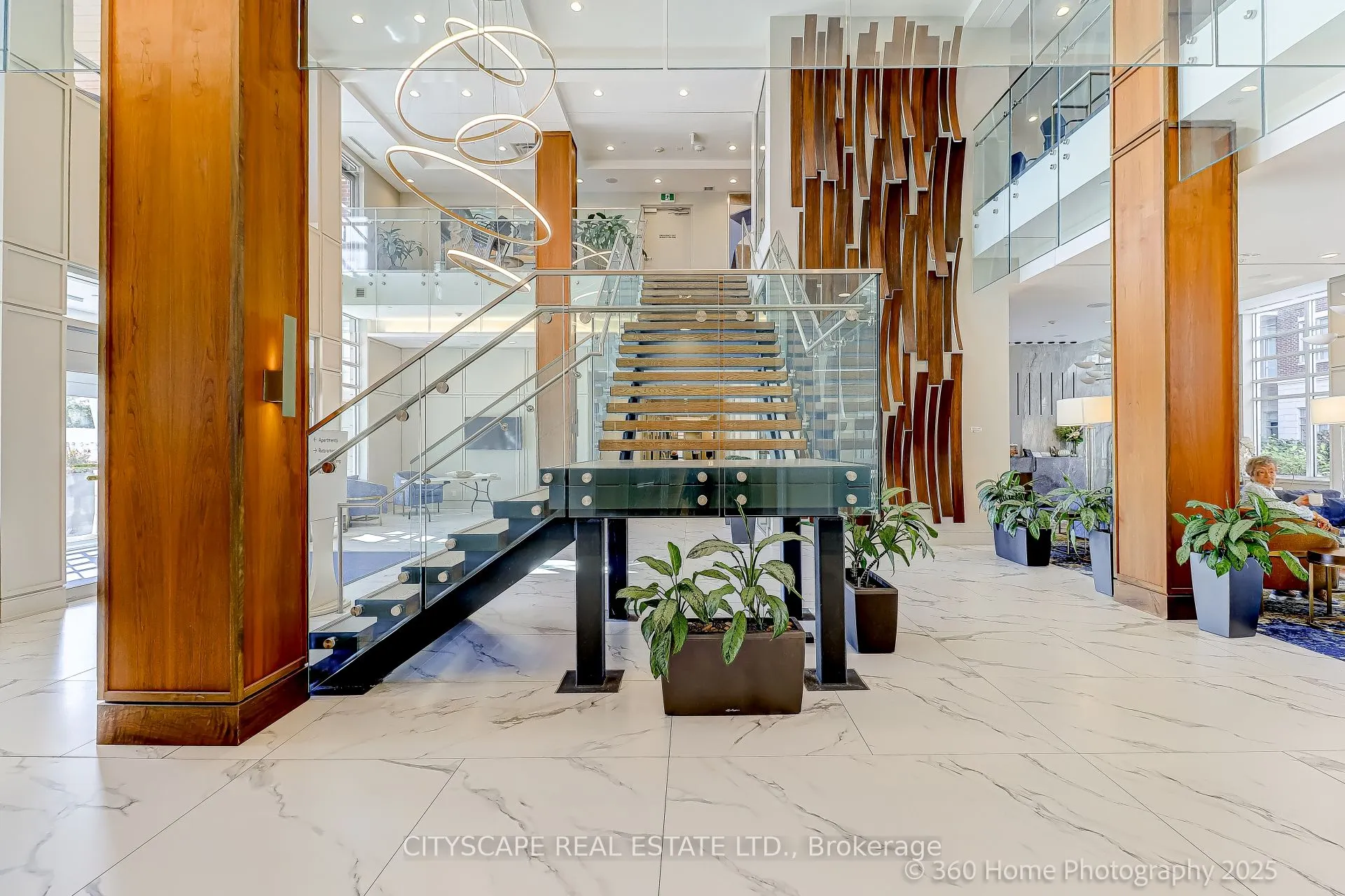 119 High Street W, #119