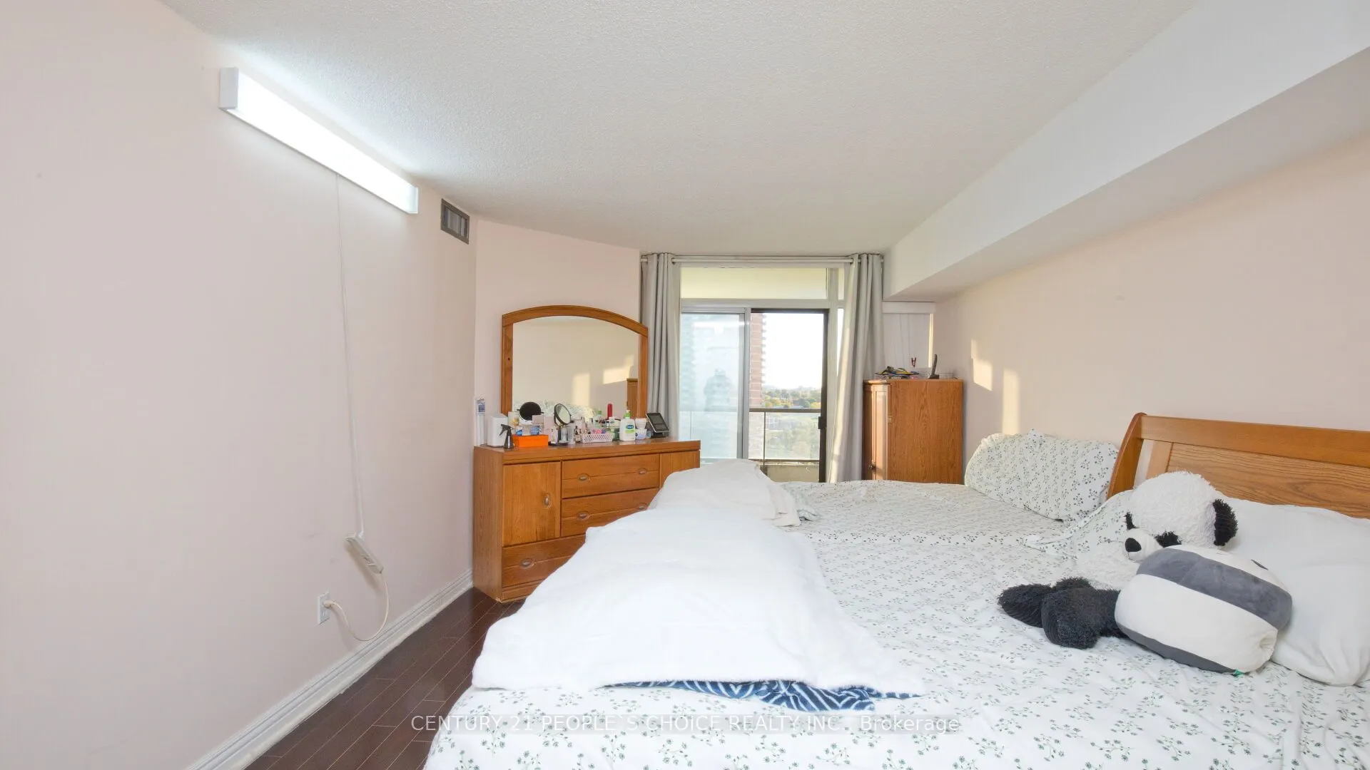 1 Rowntree Road, #1408
