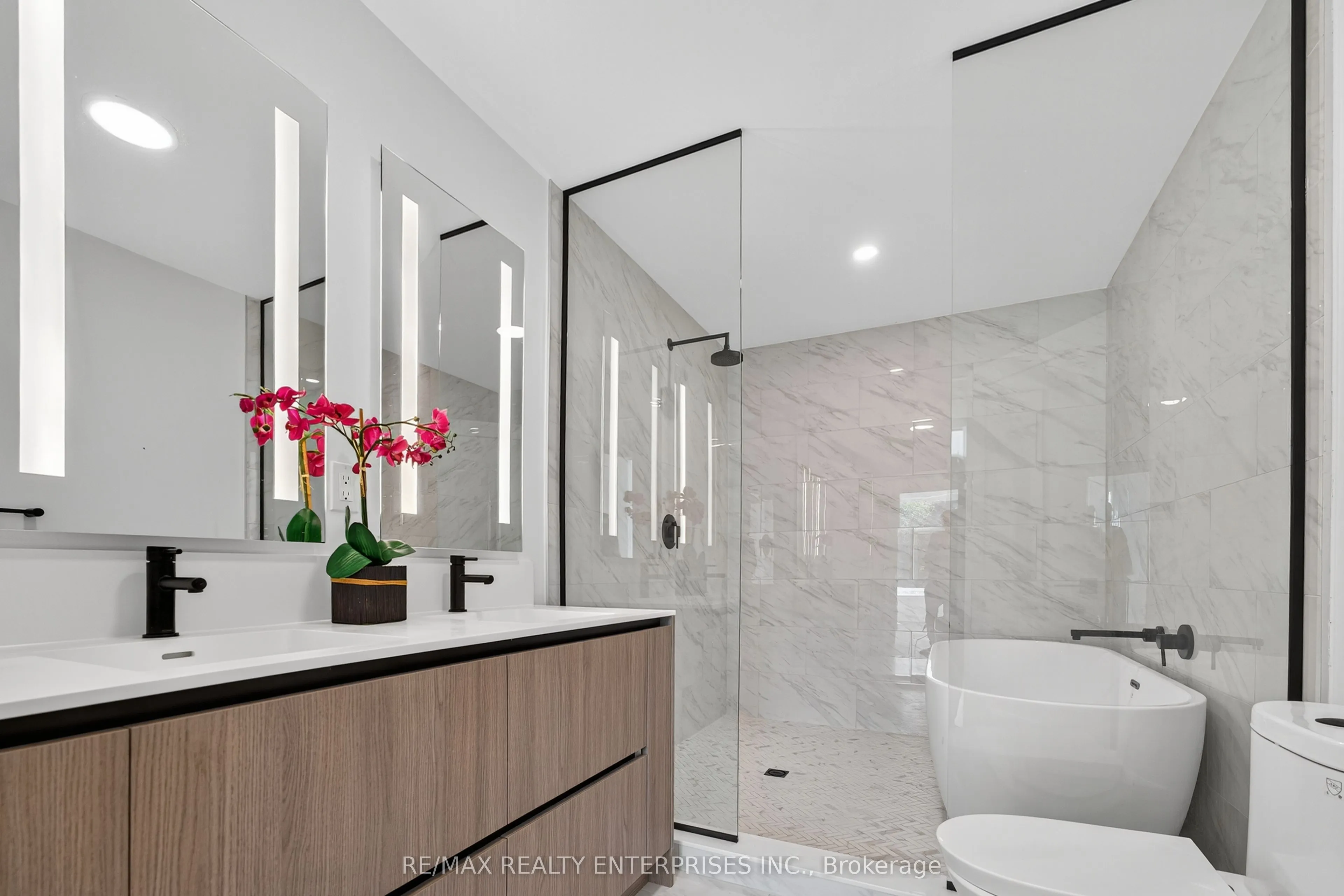 35 Lou Parsons Way, #60