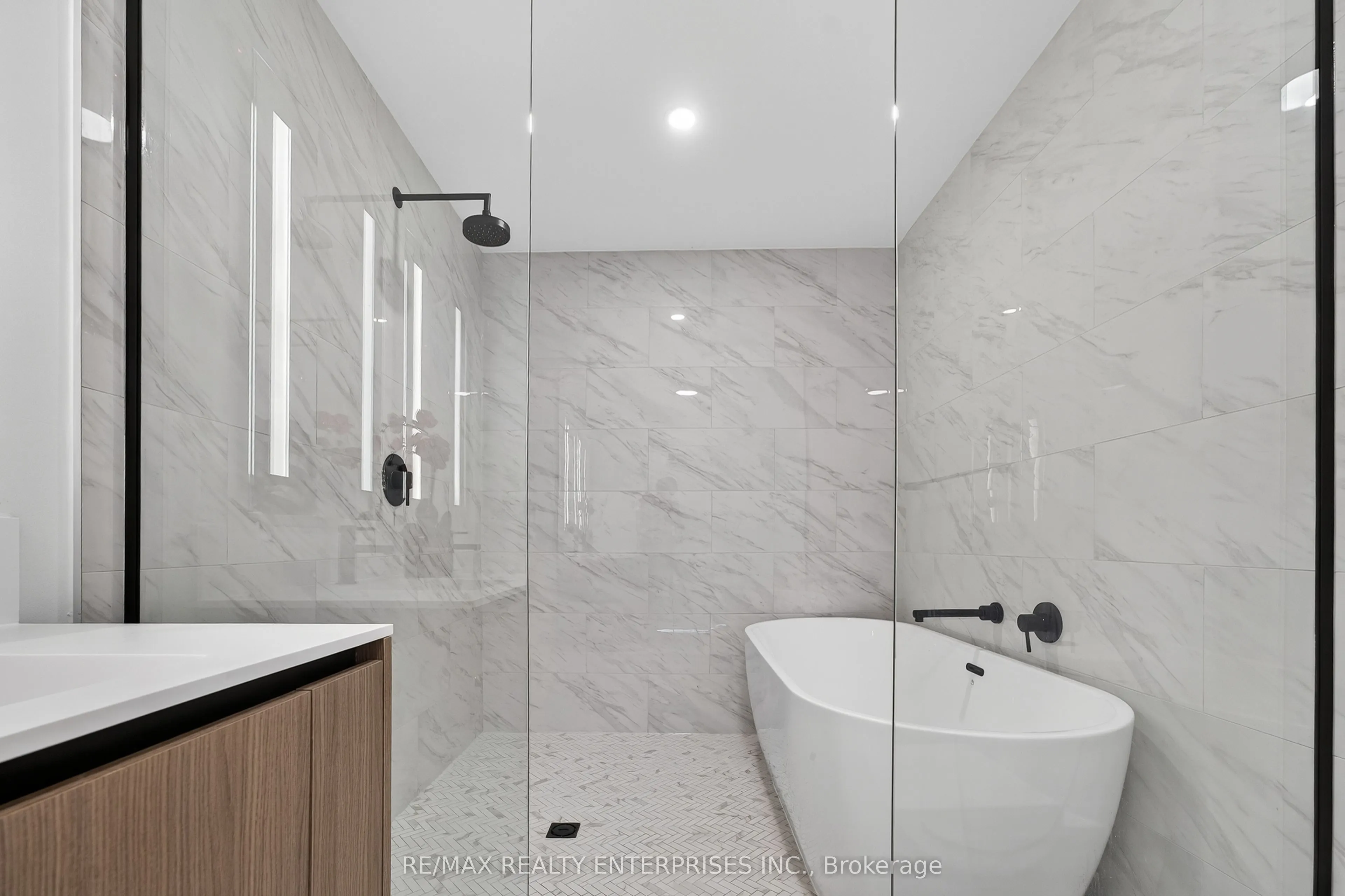 35 Lou Parsons Way, #60