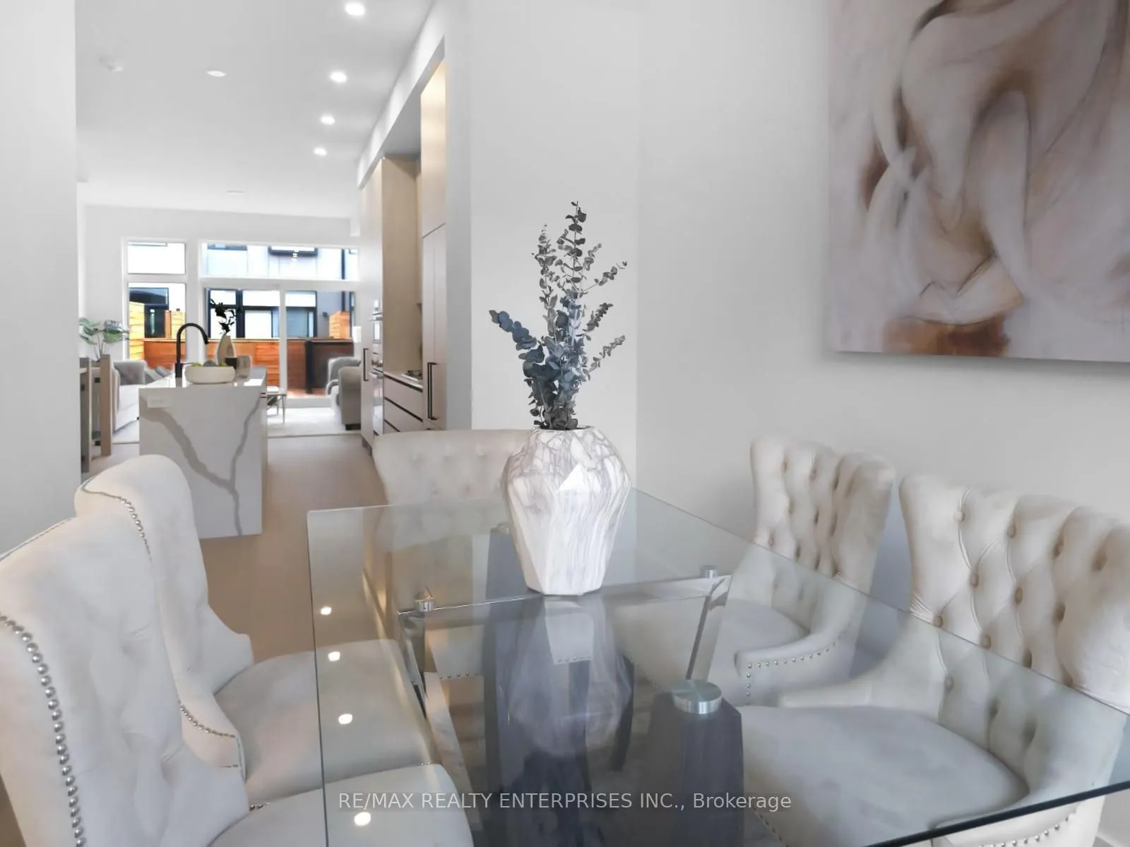 35 Lou Parsons Way, #60