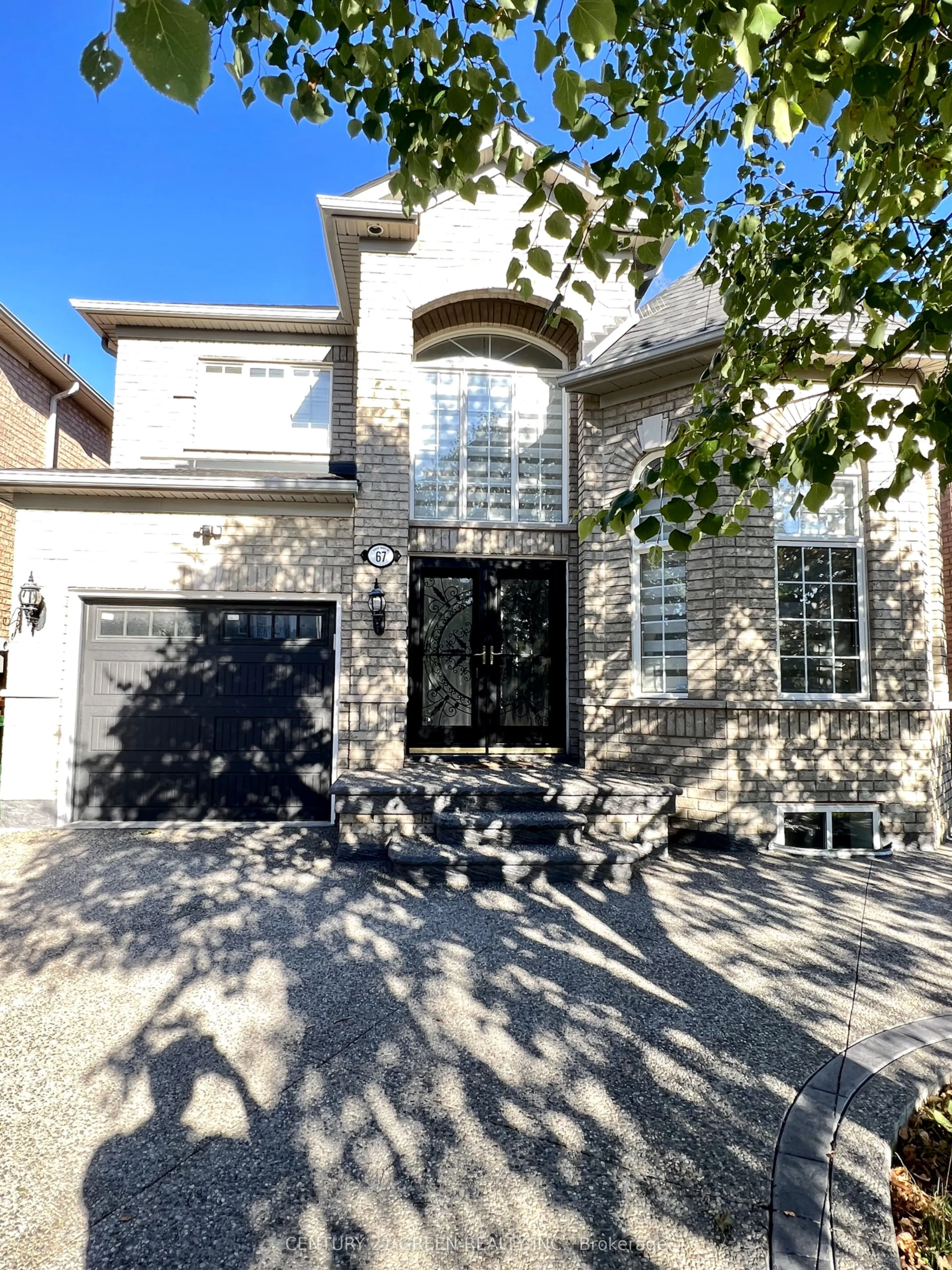 67 Queen Mary Drive