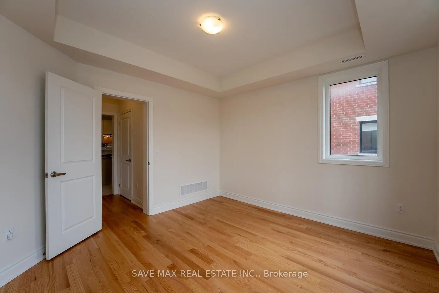 3299 Sixth Line, #2