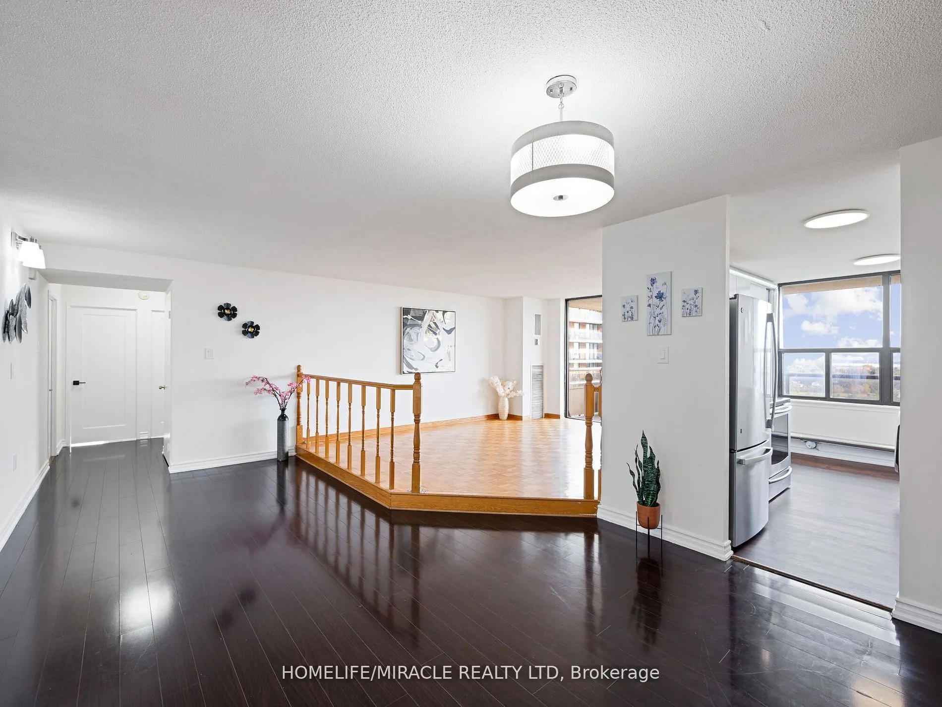 4 Kings Cross Road, #1511