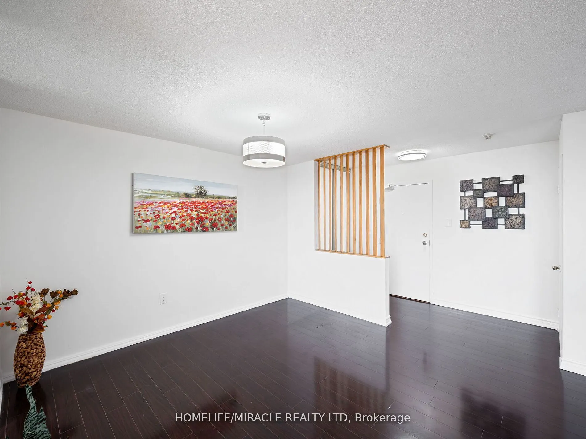 4 Kings Cross Road, #1511