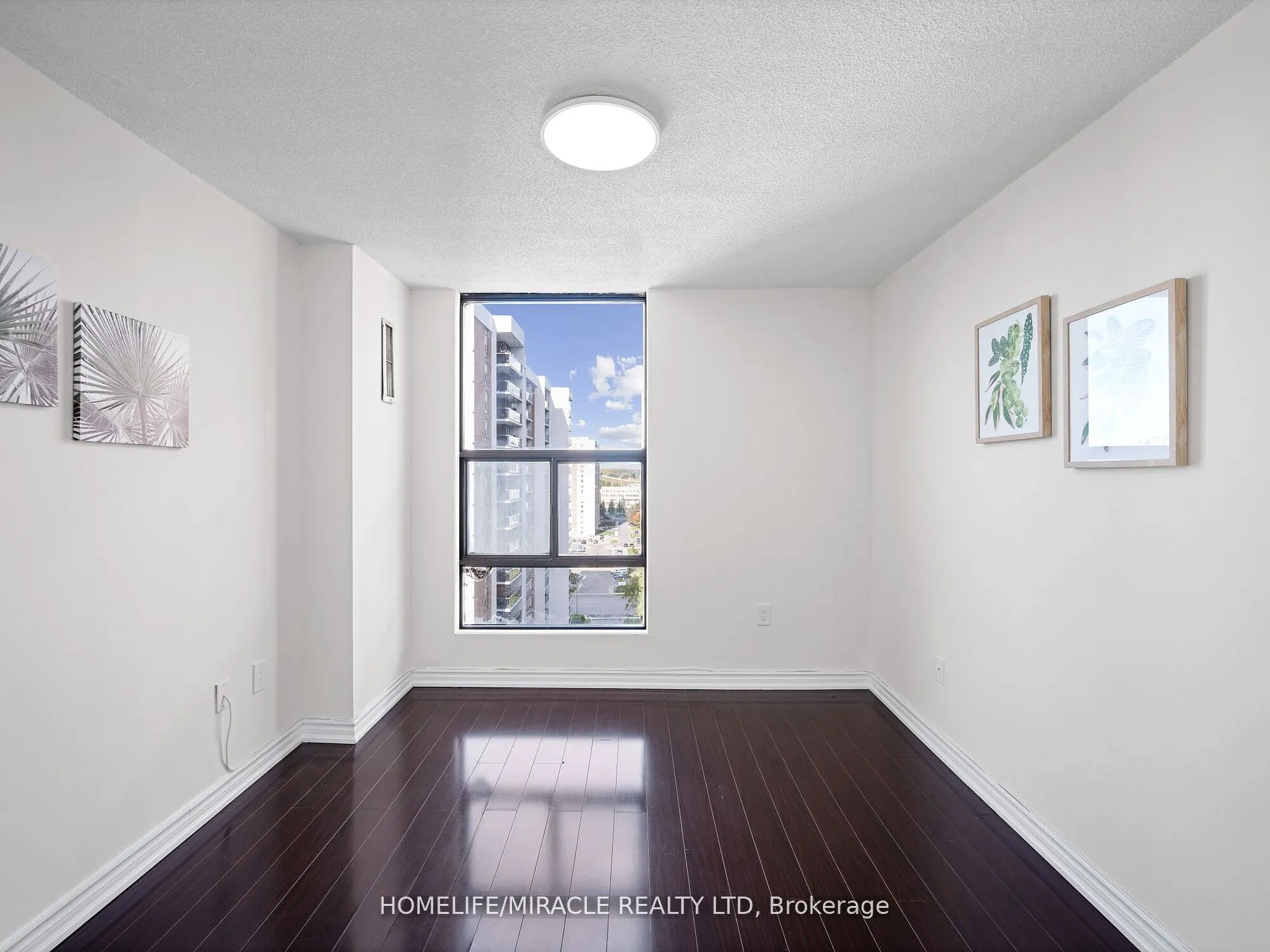 4 Kings Cross Road, #1511