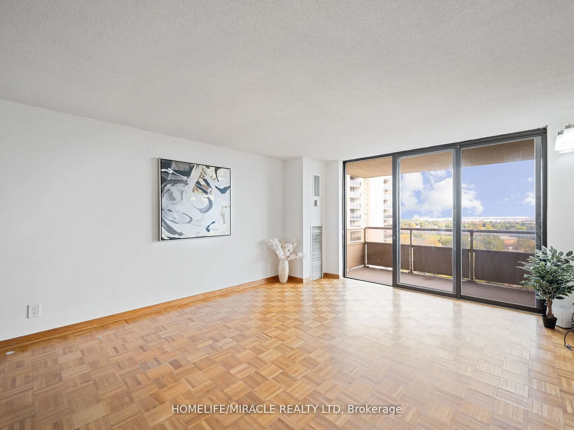 4 Kings Cross Road, #1511