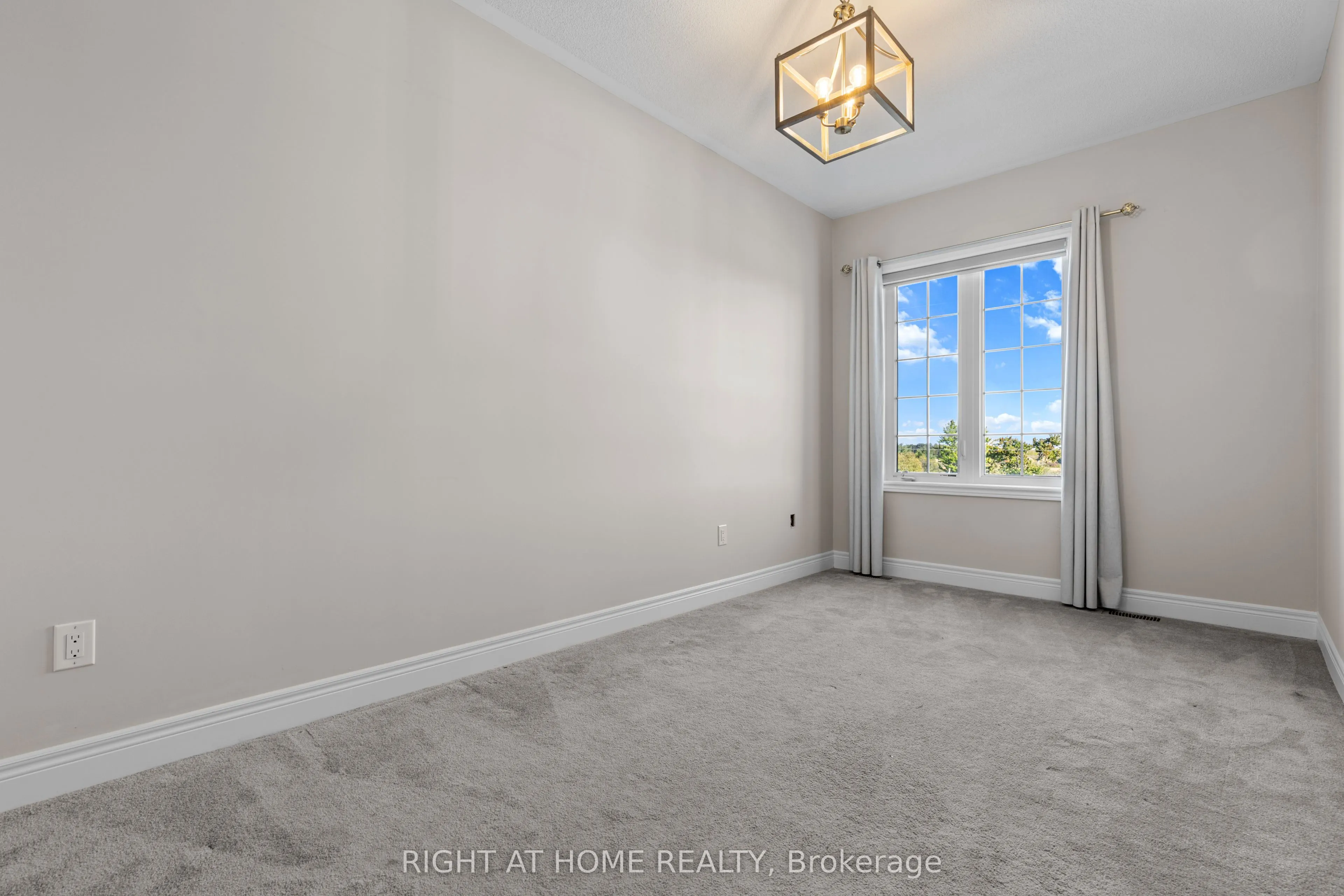 23 Duffel Crescent
