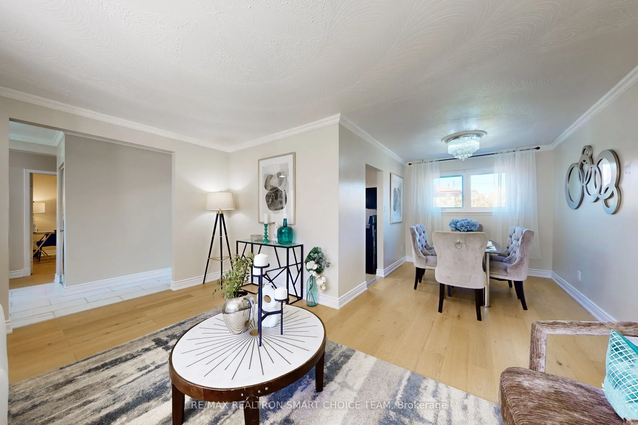 16 Frith Road