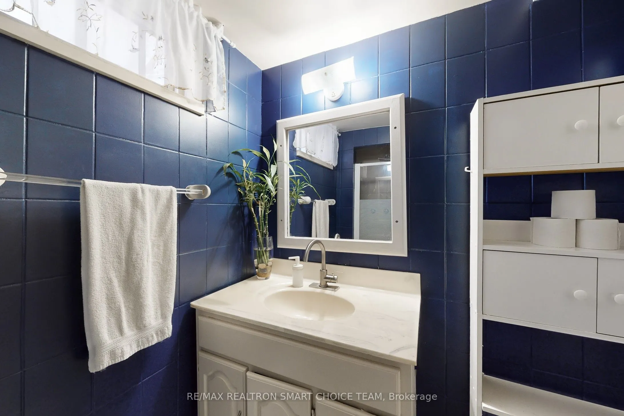 16 Frith Road