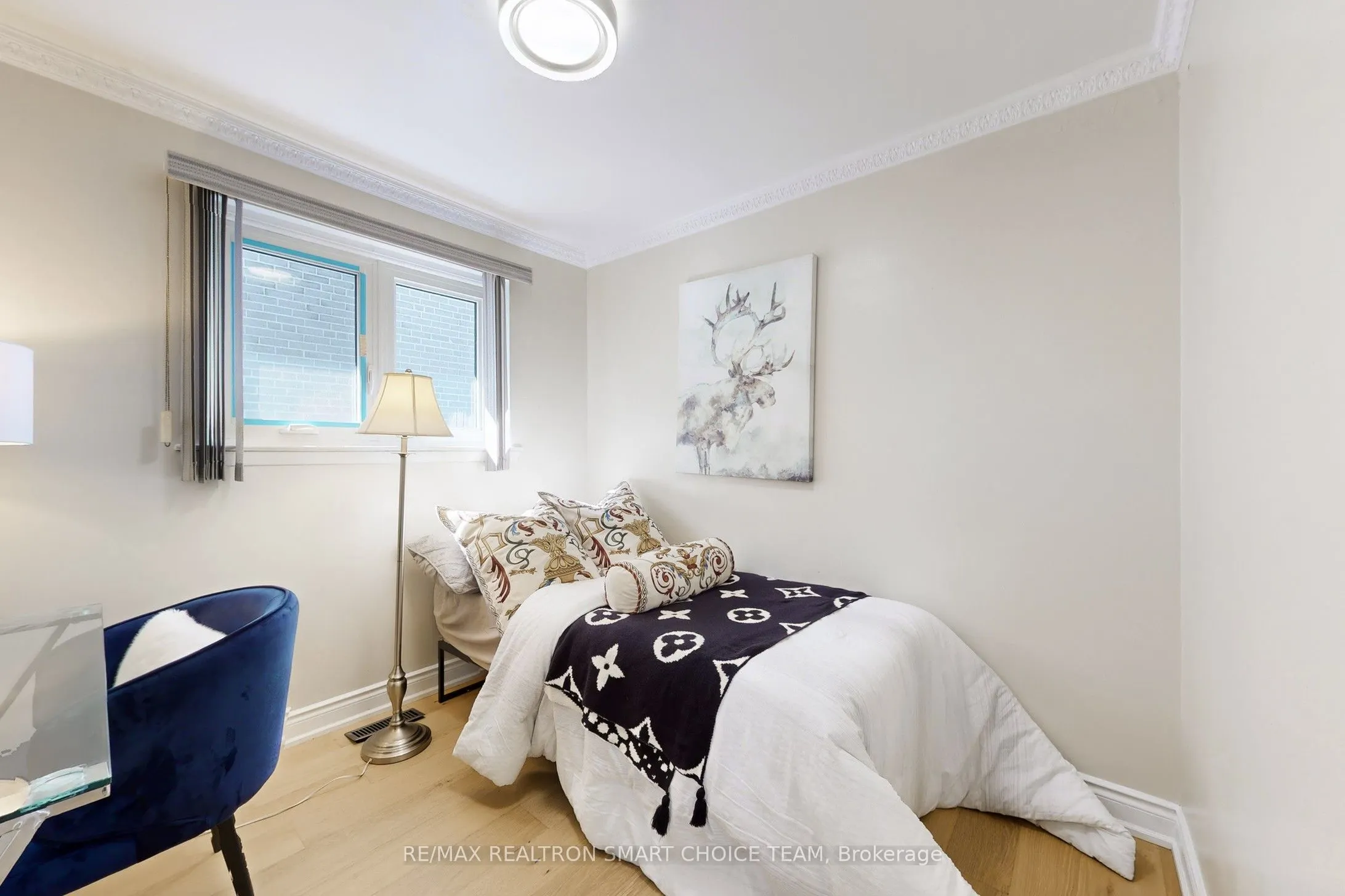 16 Frith Road