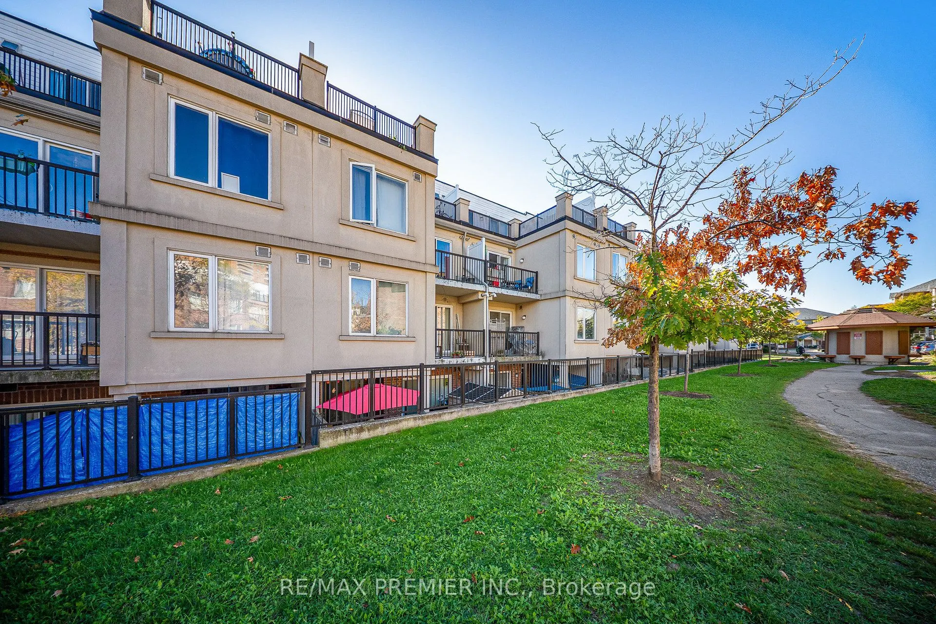 3033 Finch Avenue, #2046