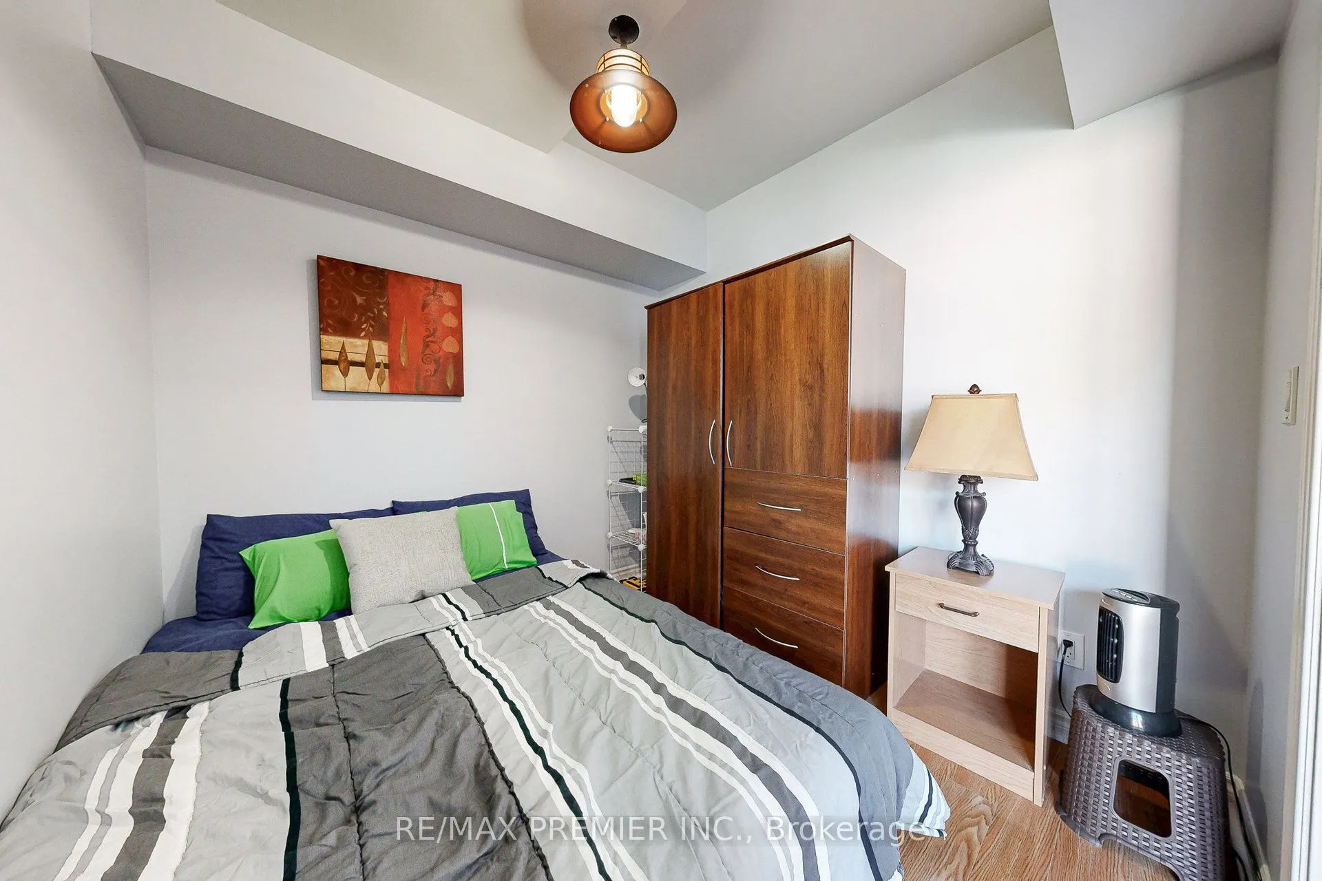 3033 Finch Avenue, #2046